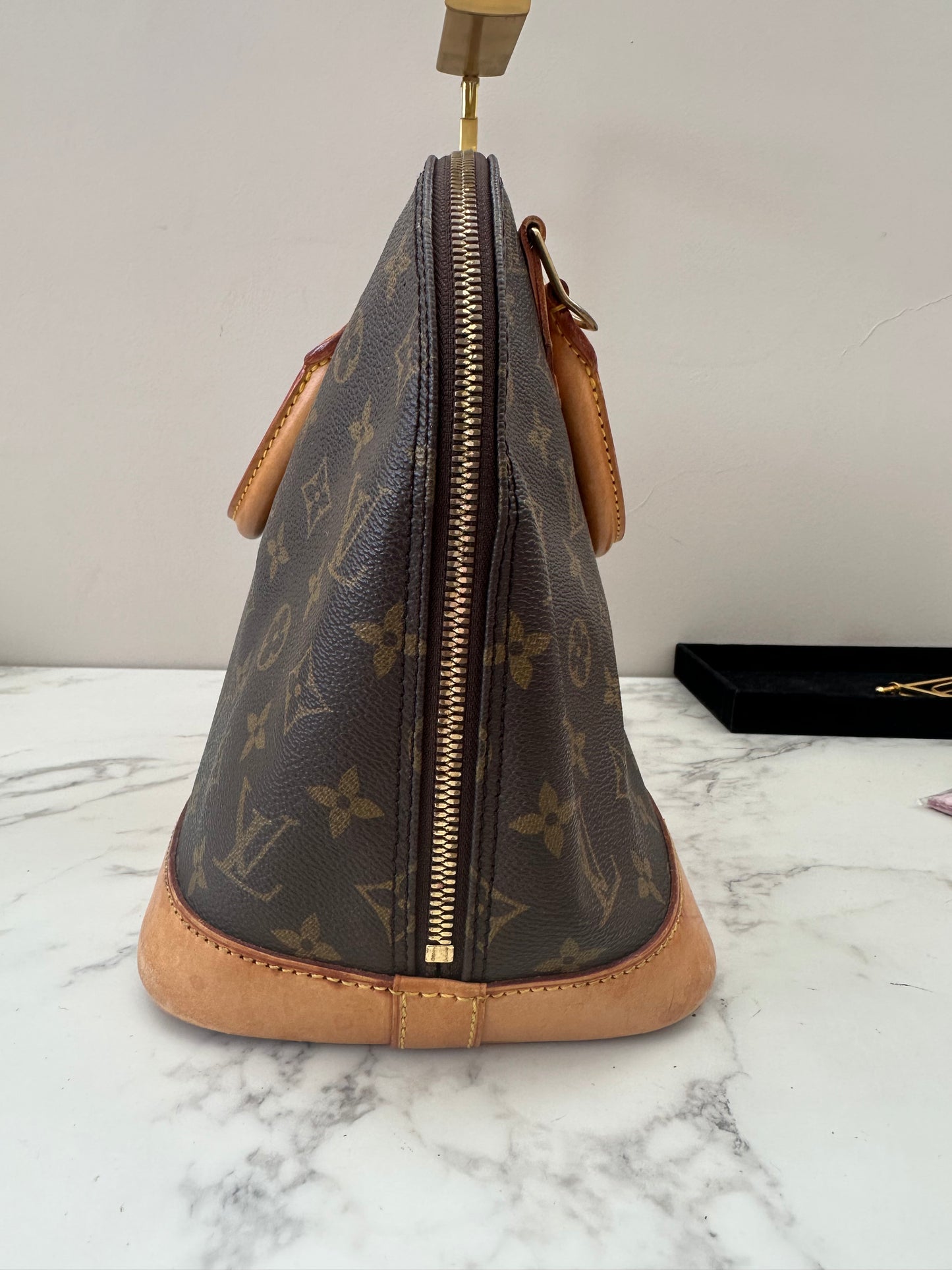 Louis Vuitton Alma