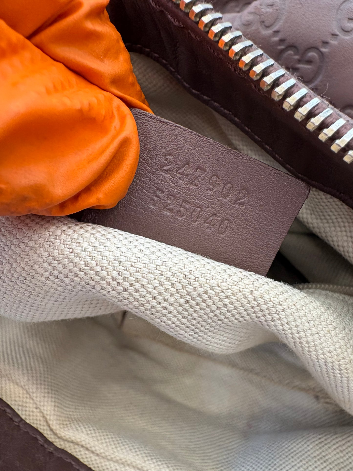 383232 - Gucci Sukey