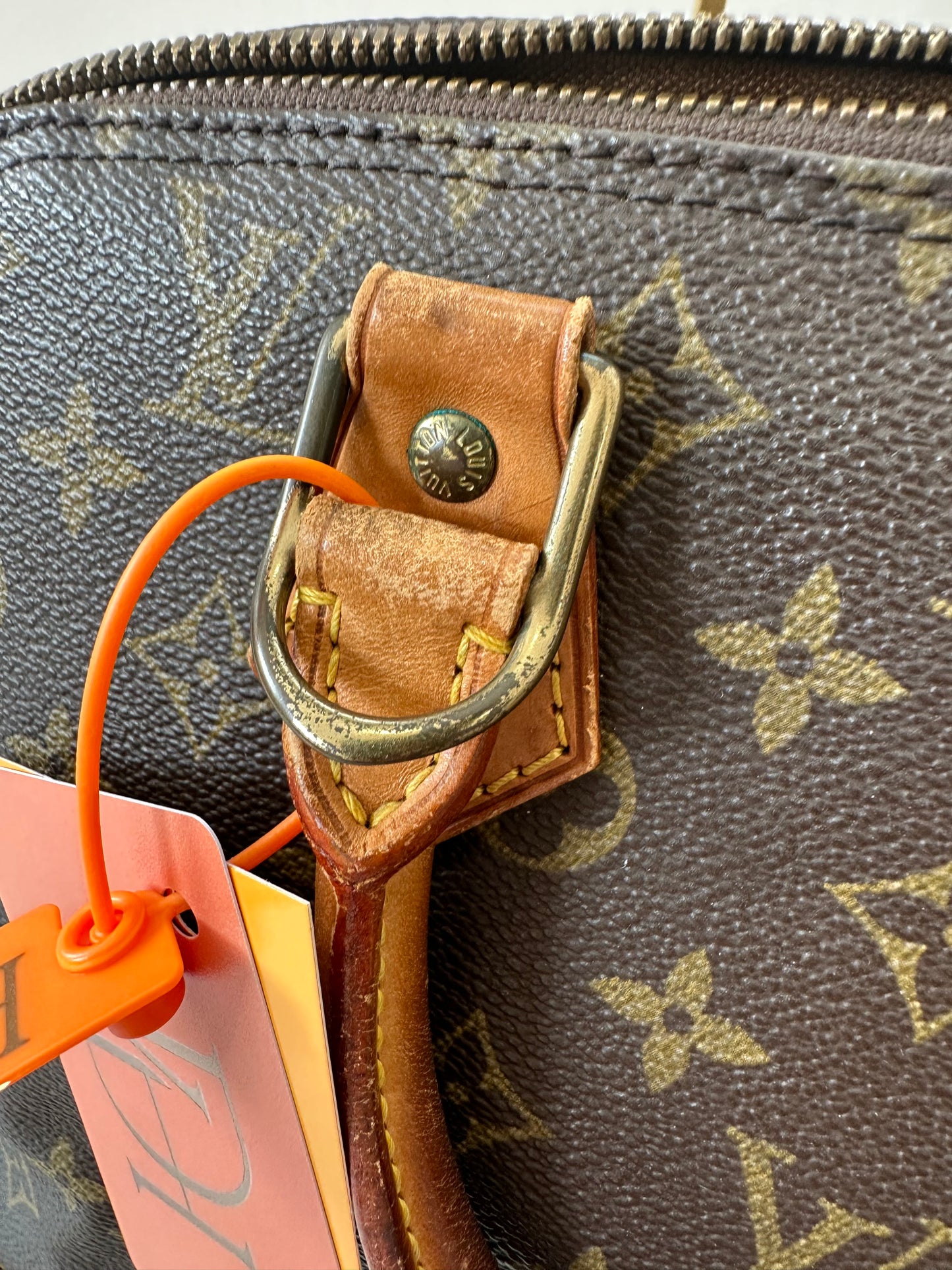 Louis Vuitton Alma