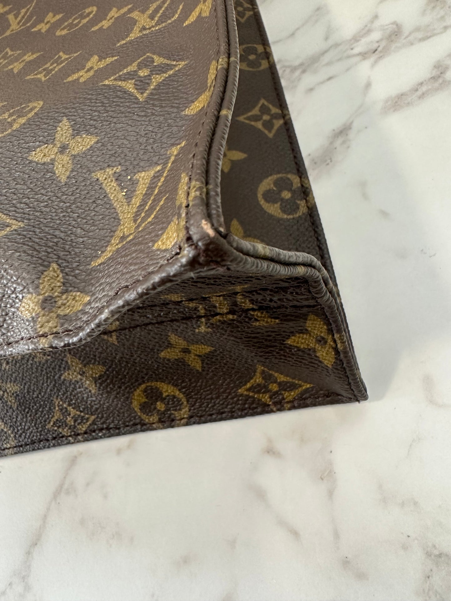 Louis Vuitton Sac Plat