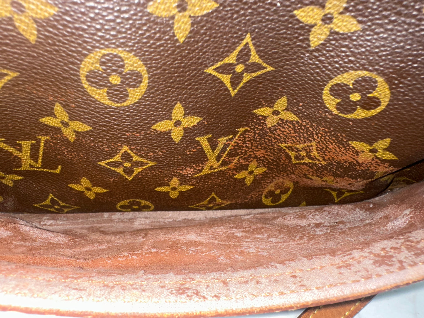 Louis Vuitton Trocadero 27