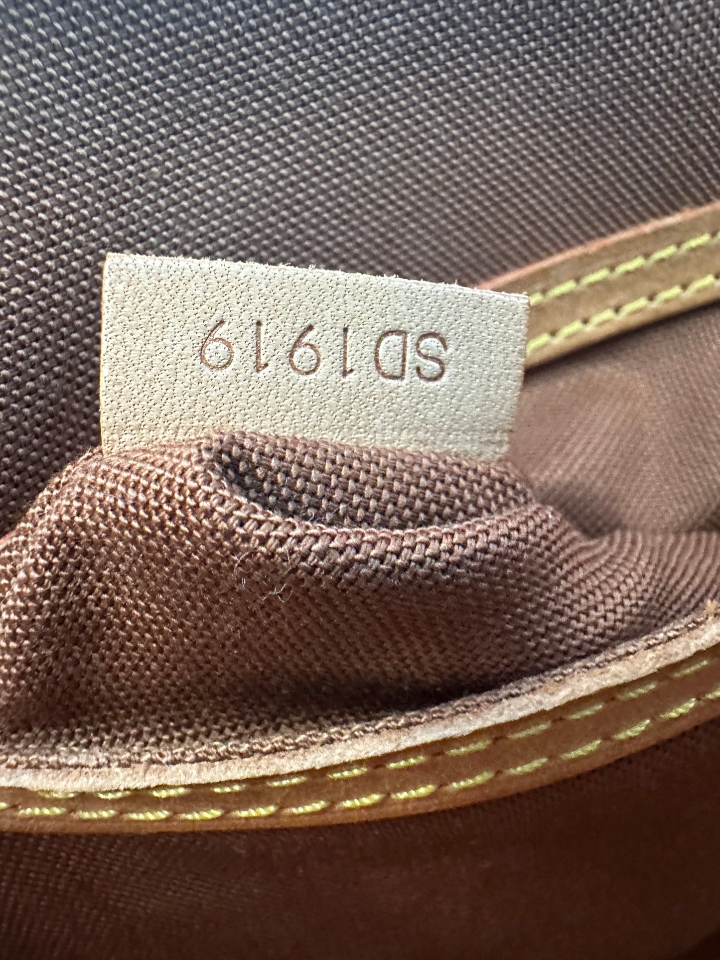 Louis Vuitton Alma