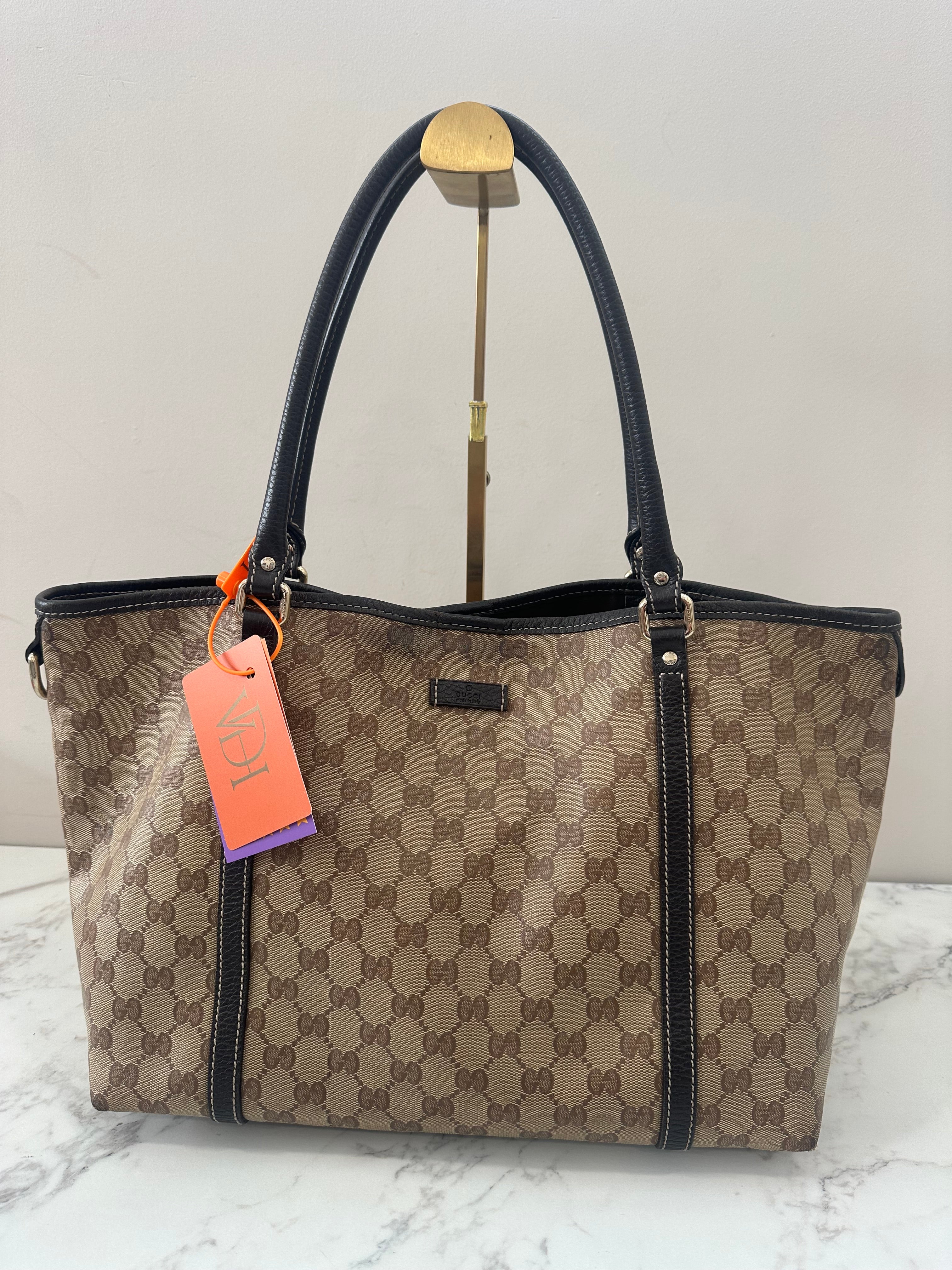 Gucci Beige