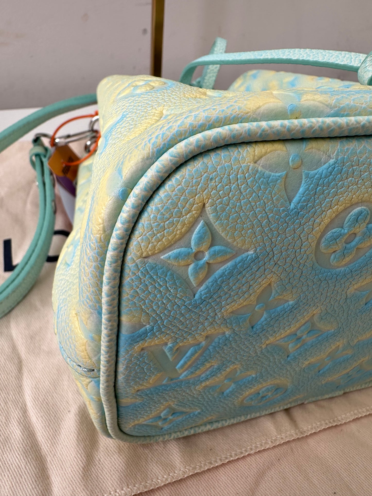 Louis Vuitton Neonoe Limited