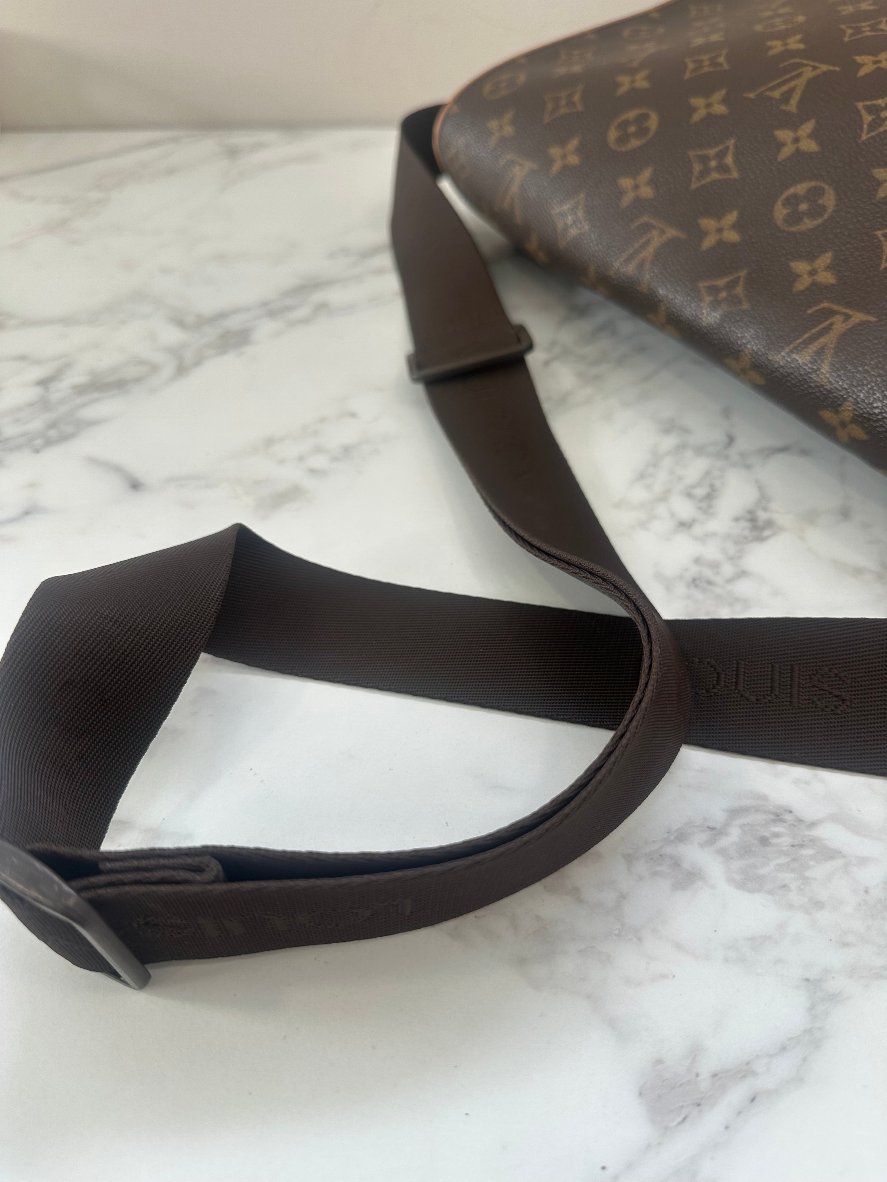 Louis Vuitton Abbesses