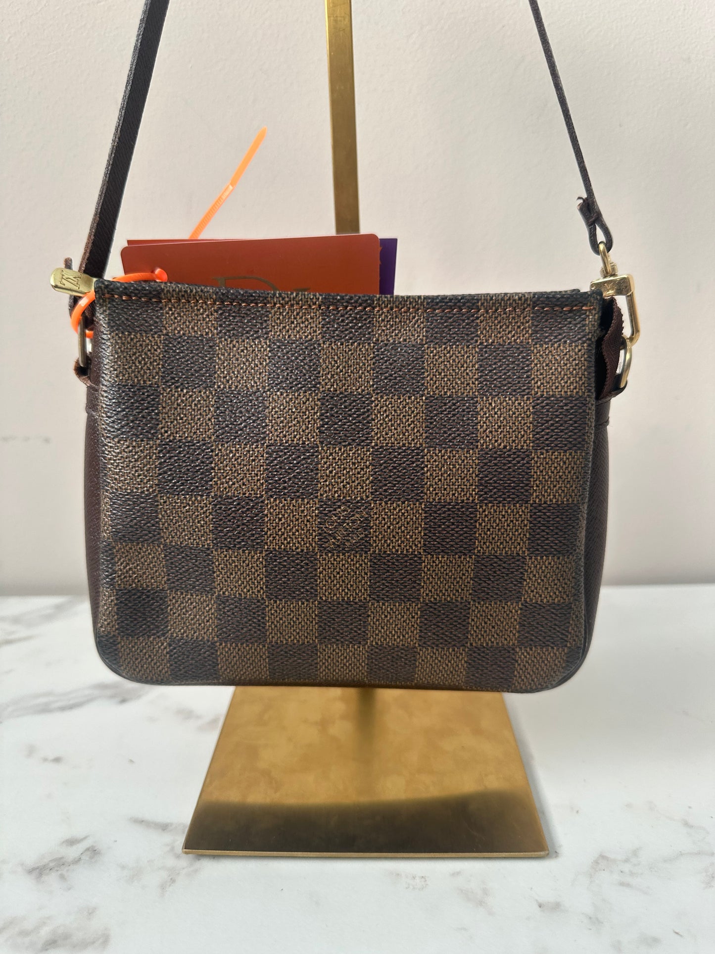 Louis Vuitton Pochette Damier
