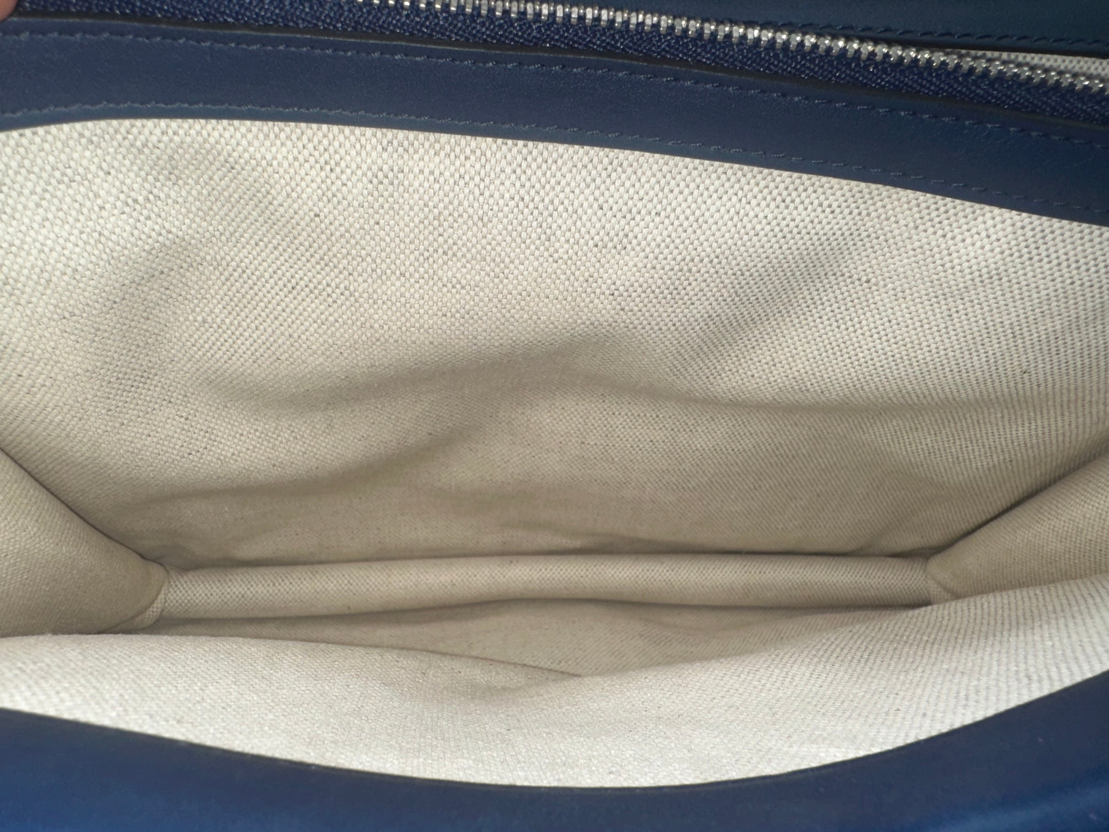 Gucci White Red Dionysus