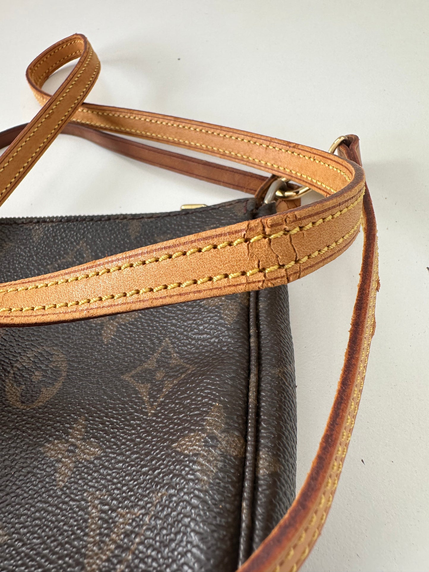 Louis Vuitton Pochette