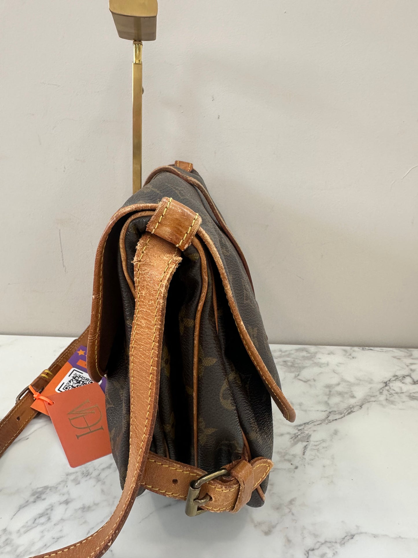 Louis Vuitton Saumur 30