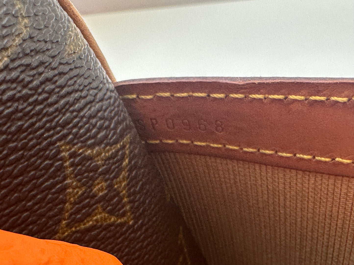 Louis Vuitton Reporter PM