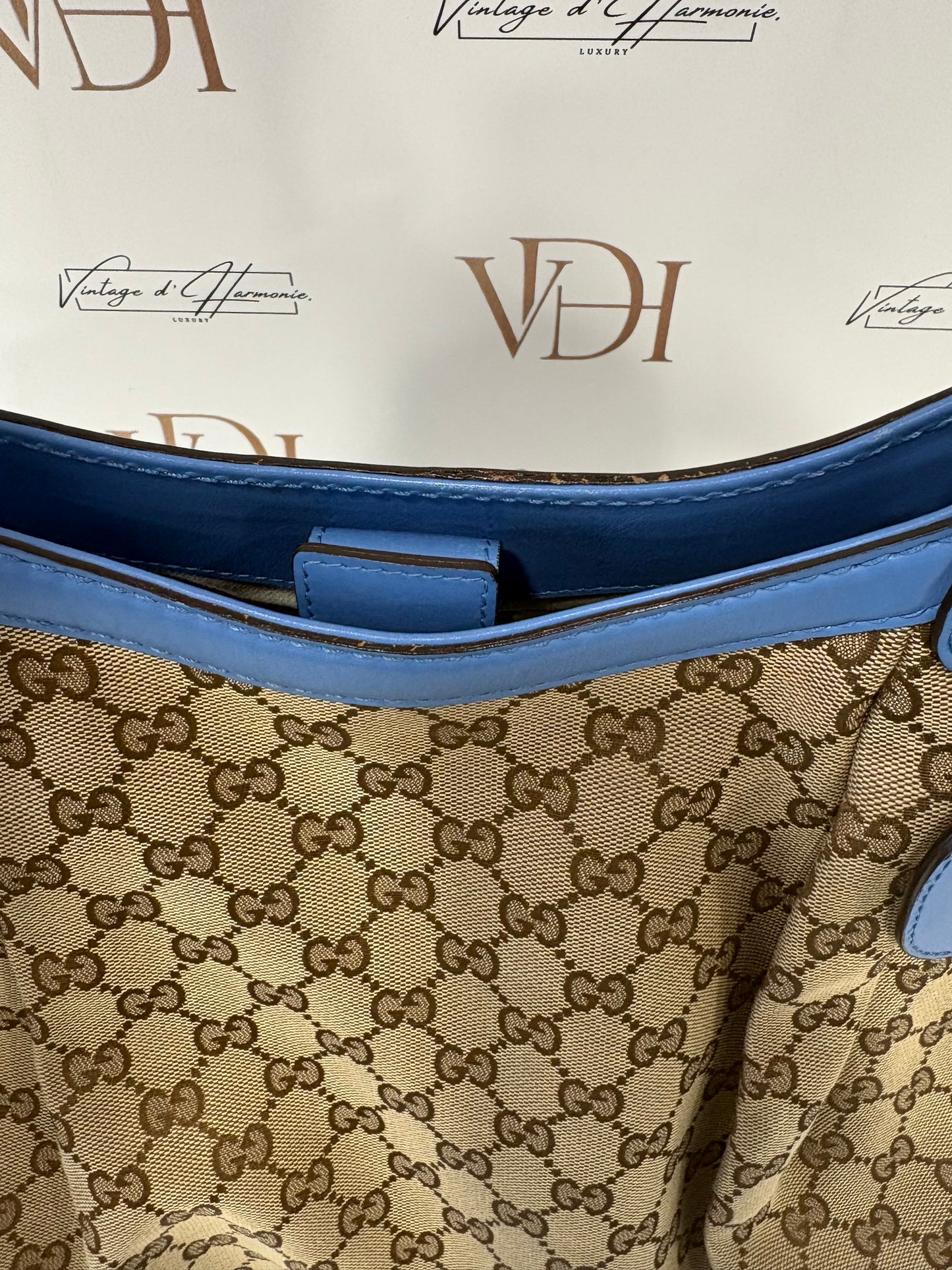 383901 - Gucci Sukey