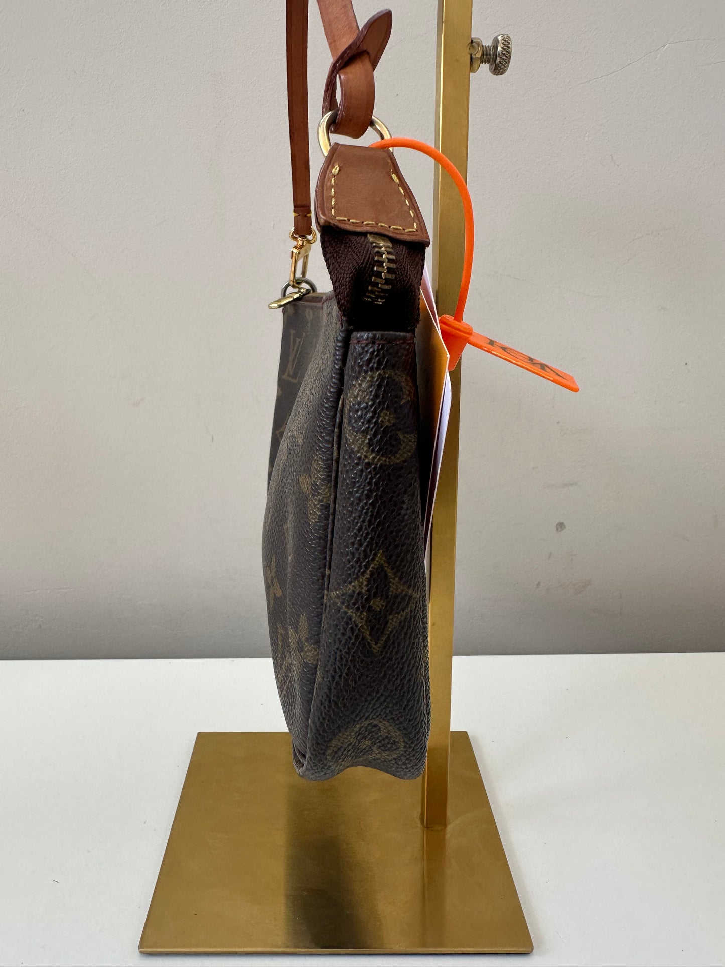 Louis Vuitton Pochette