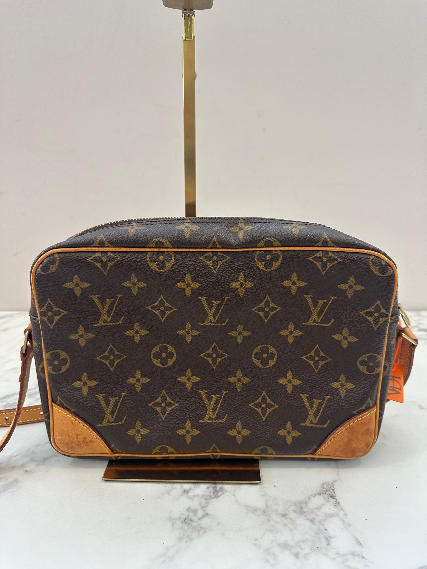 Louis Vuitton Trocadero 27