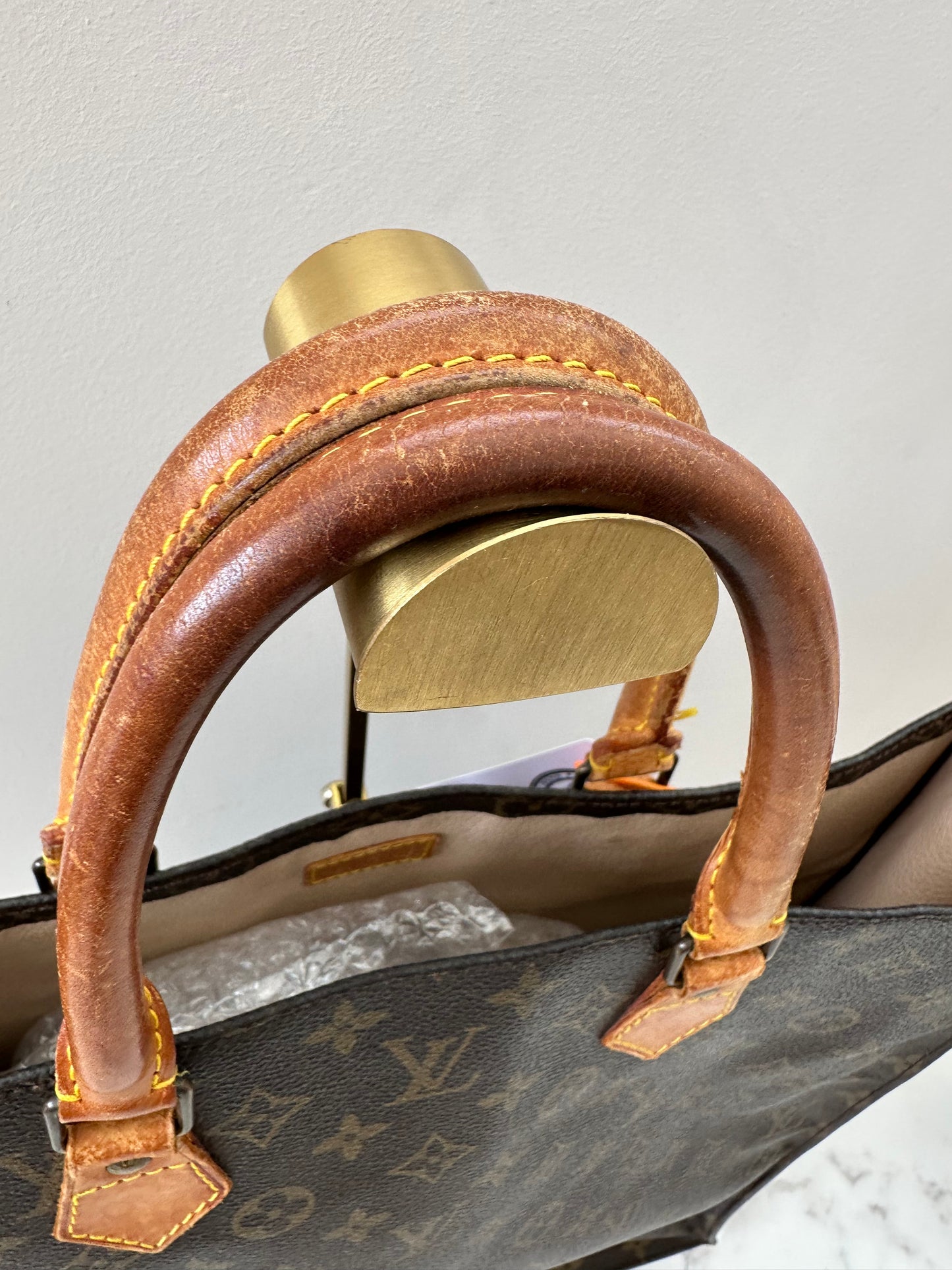 Louis Vuitton Sac Plat