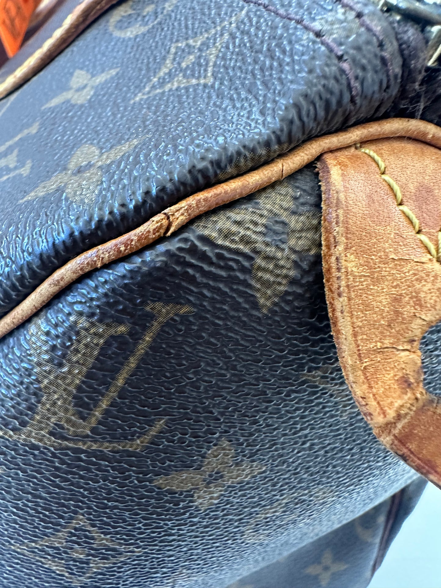 Louis Vuitton Speedy 30