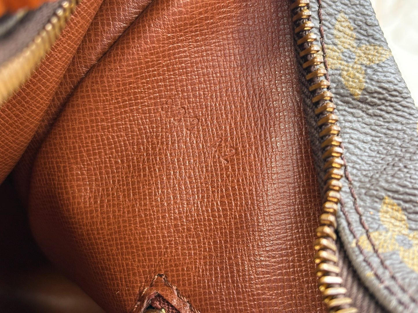 018671 - Louis Vuitton Boulogne 30