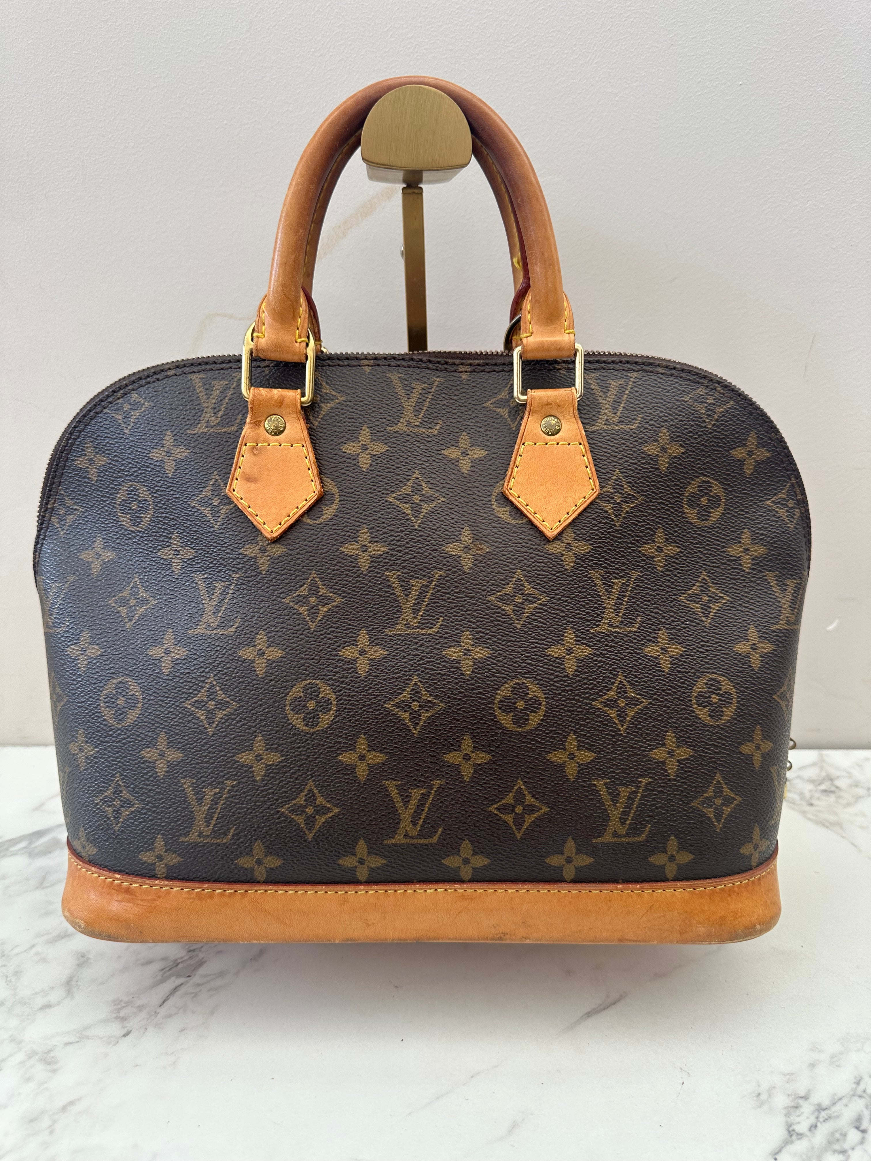 Louis Vuitton Alma