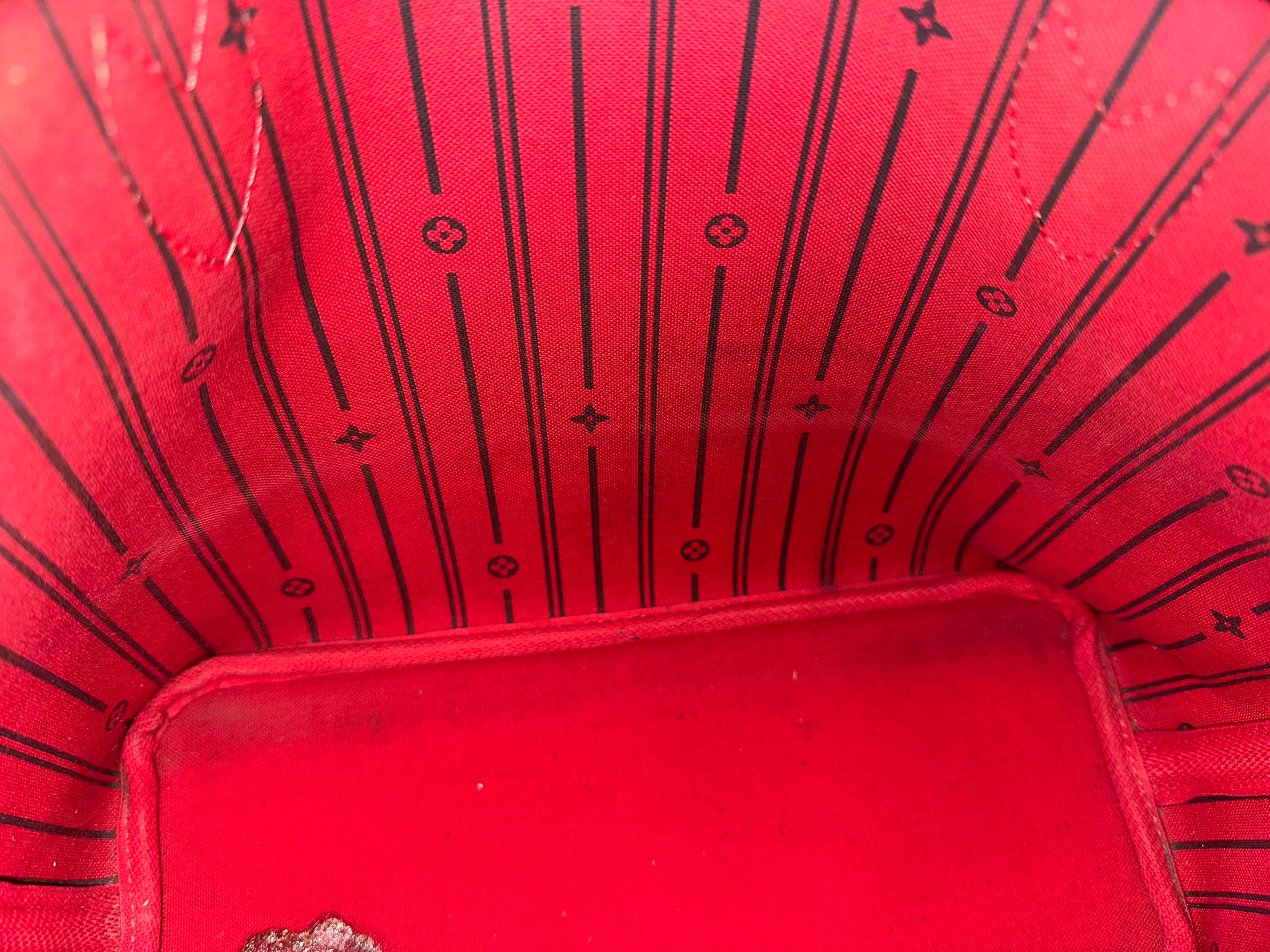 Louis Vuitton Damier Neverfull PM