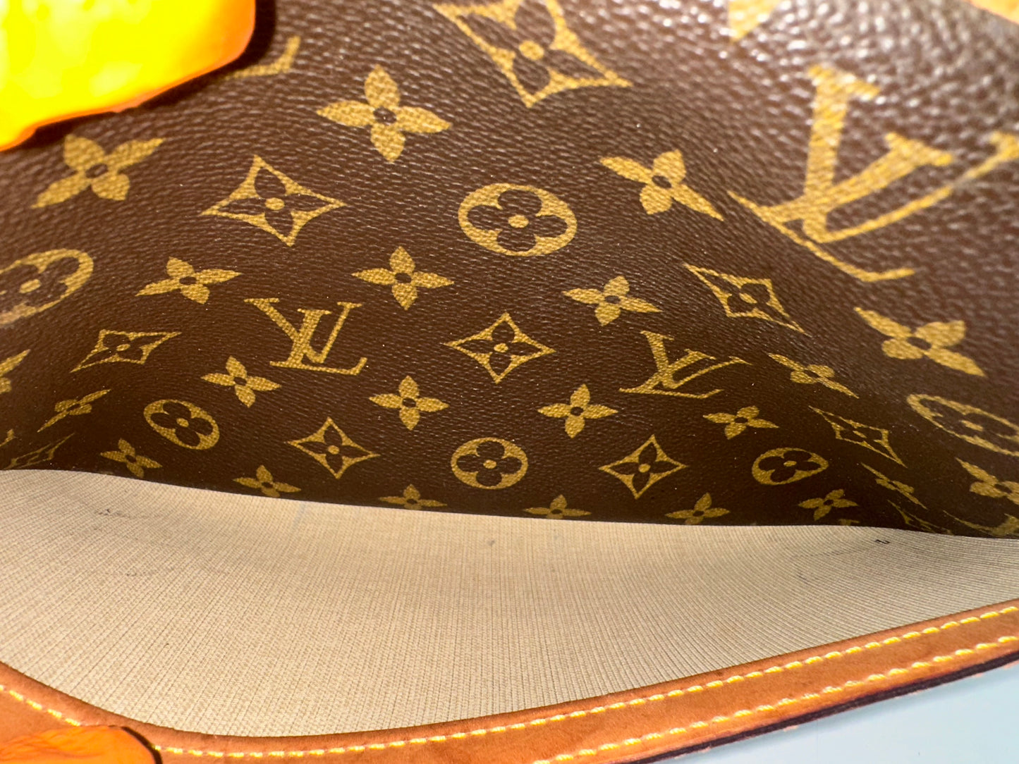 Louis Vuitton Reporter PM