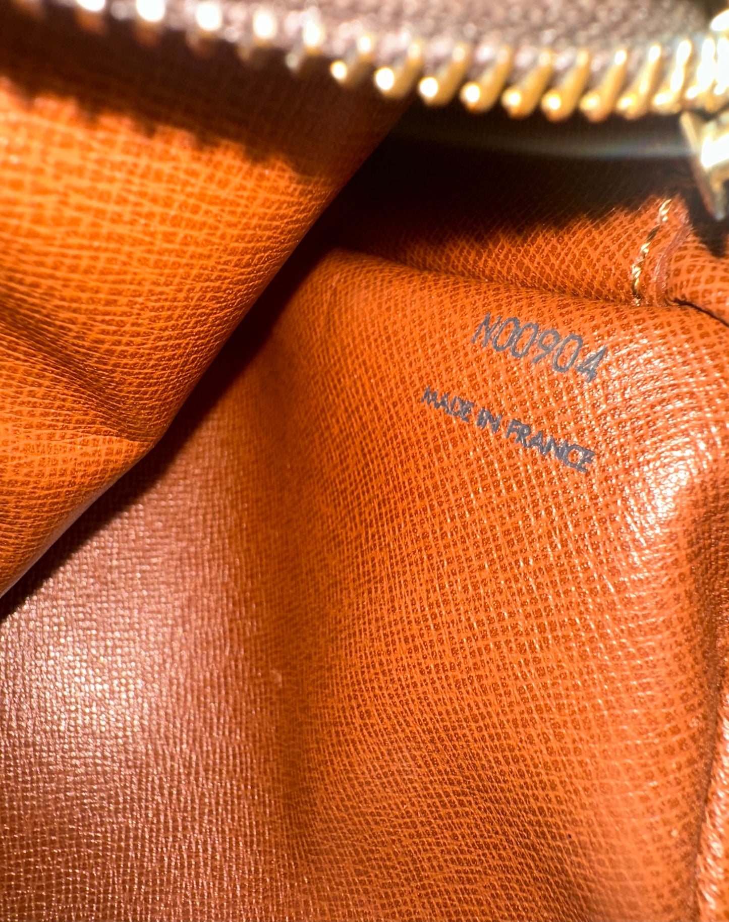Louis Vuitton Saint German 24