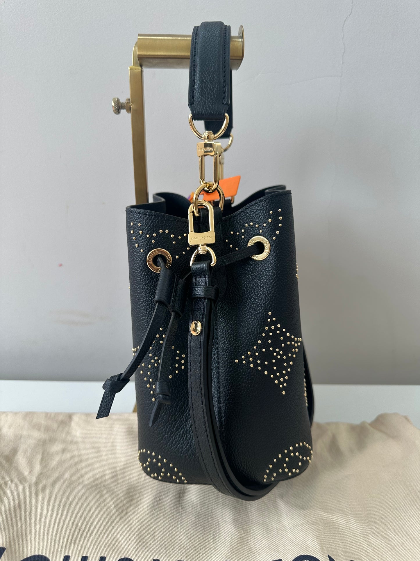 Louis Vuitton Neonoe BB
