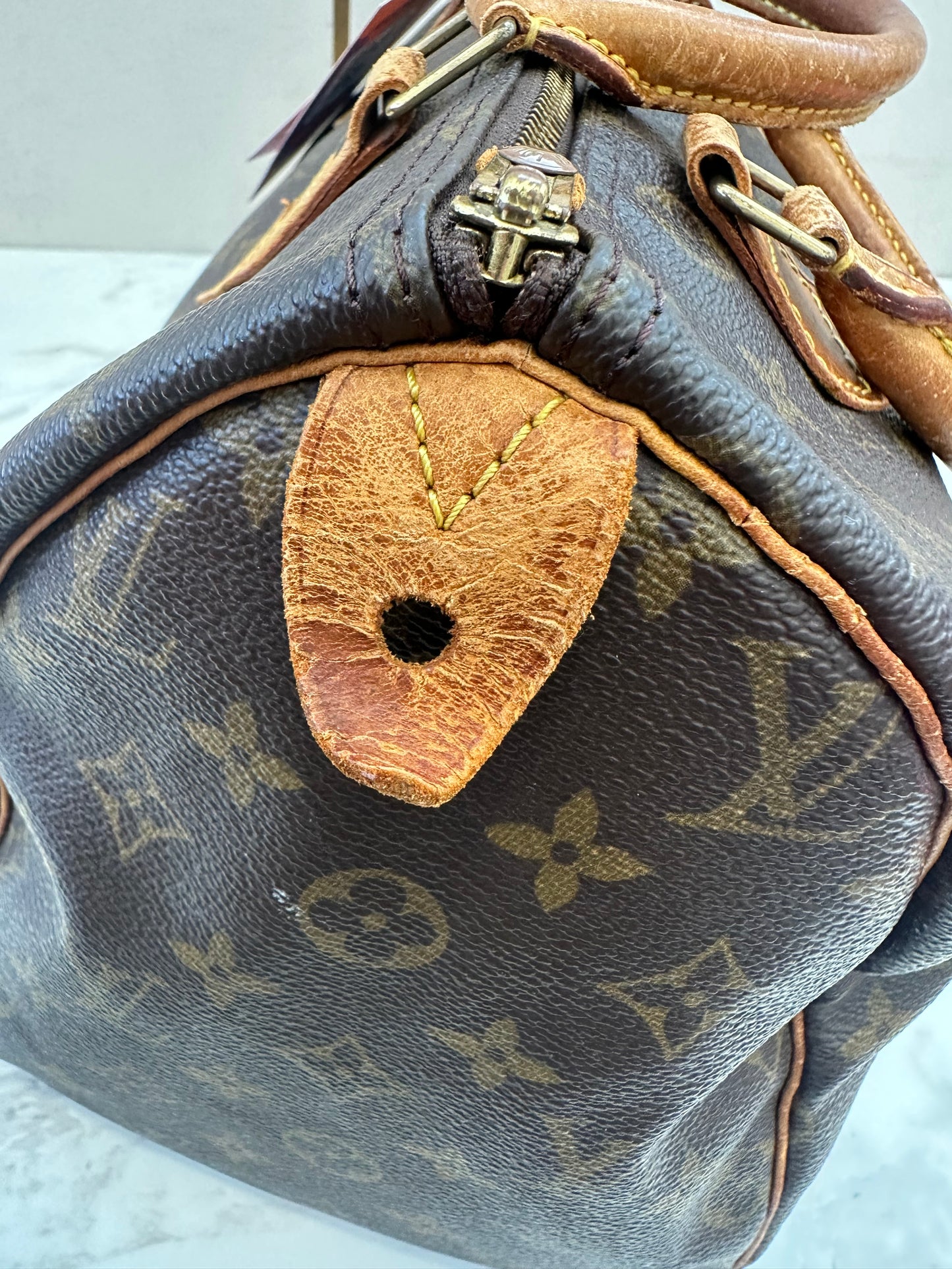 Louis Vuitton Speedy 30