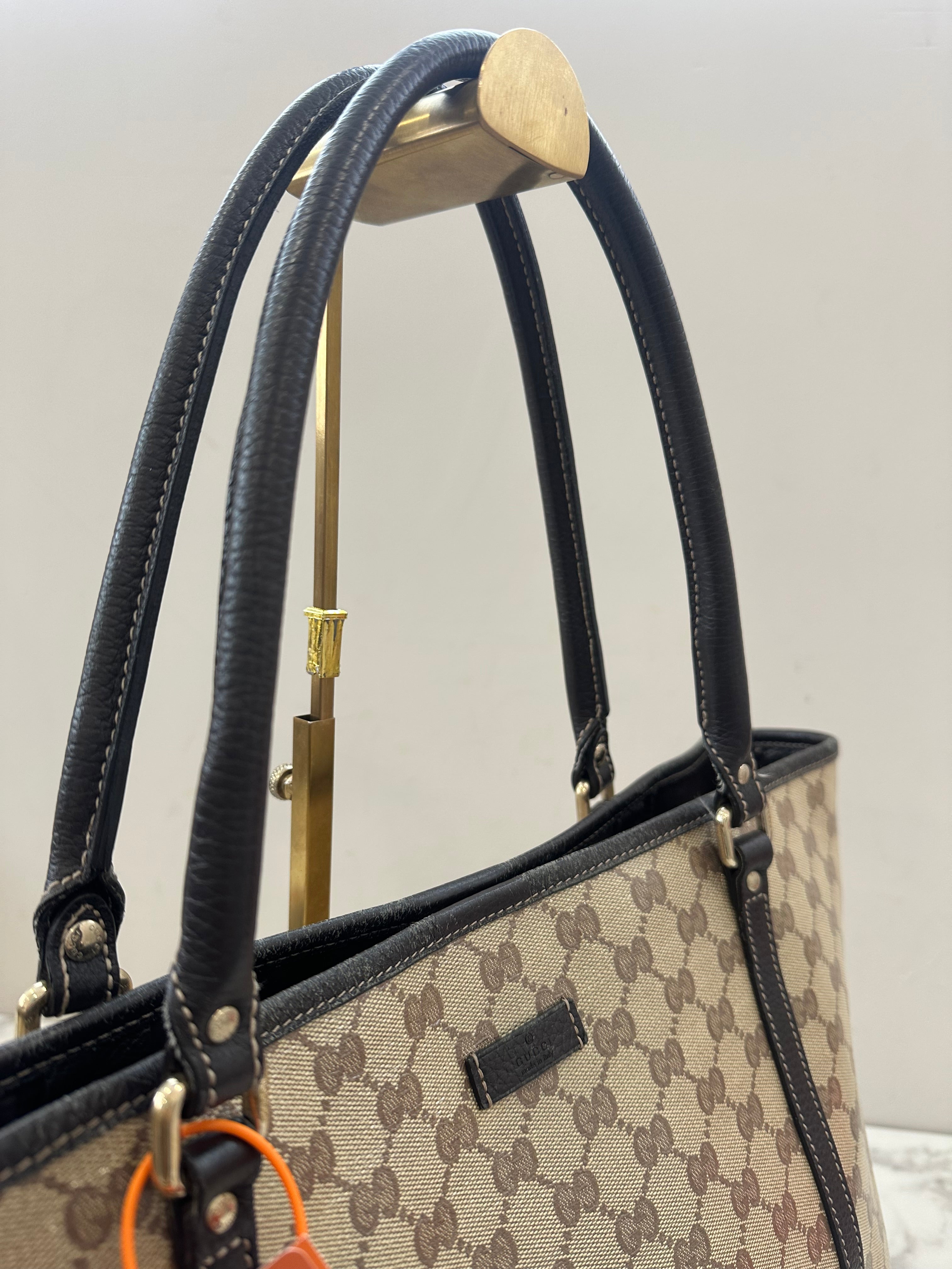 Gucci Beige