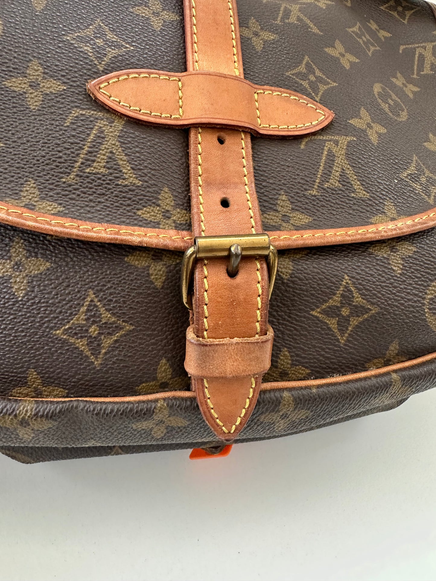 Louis Vuitton Saumur 30