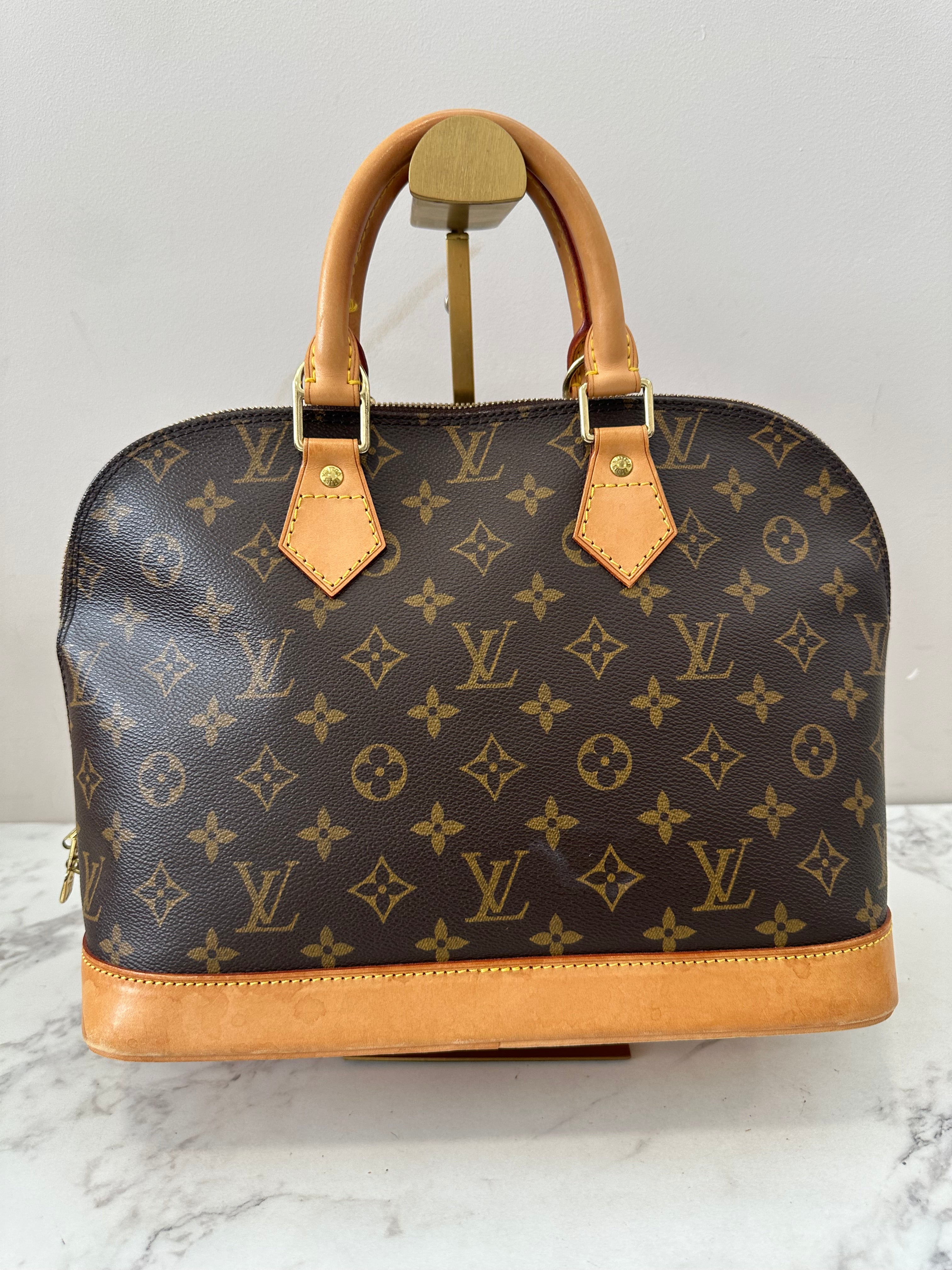 Louis Vuitton Alma