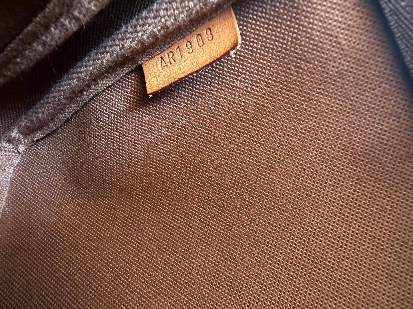 Louis Vuitton Pochette