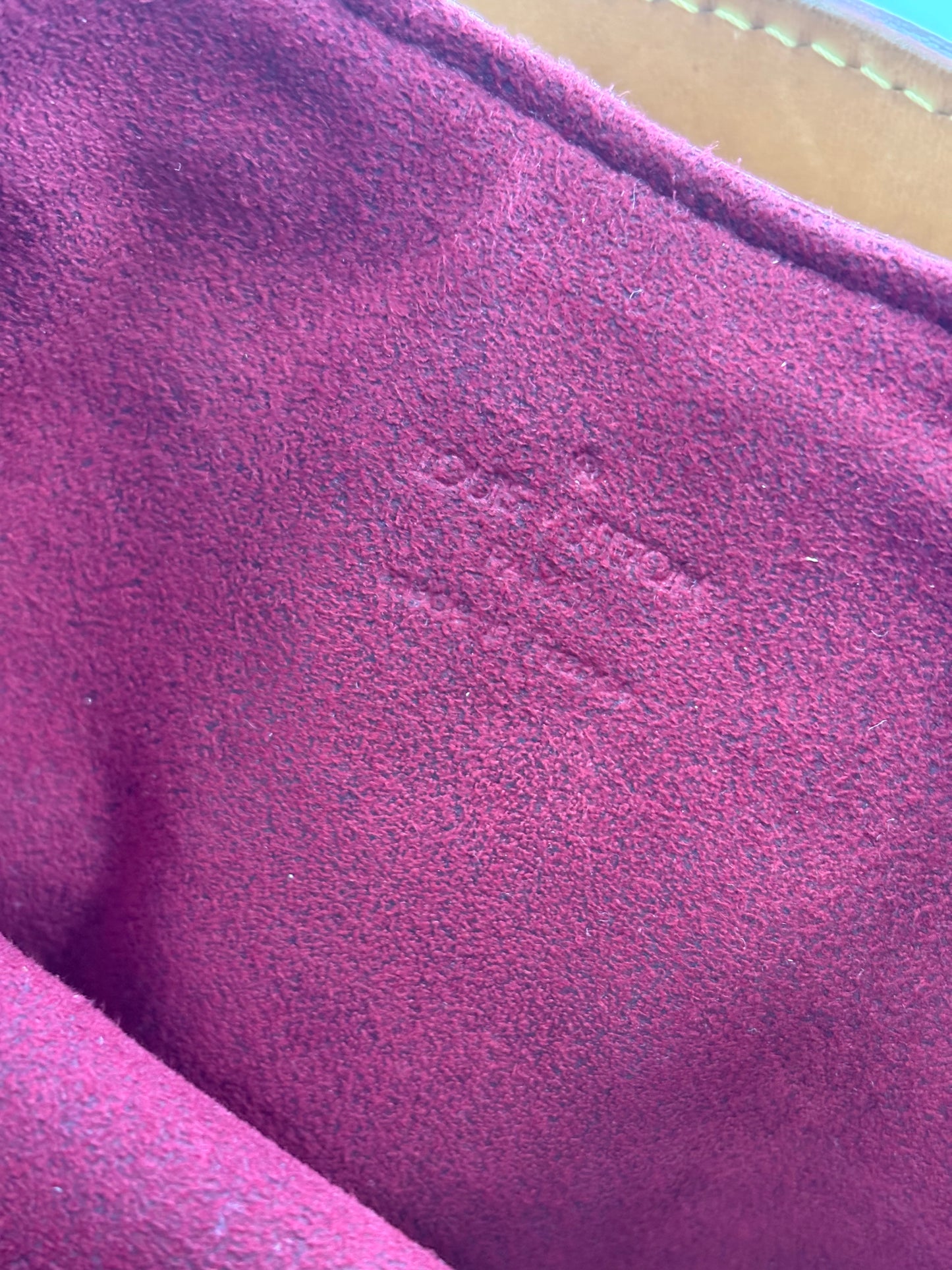 018571 - Louis Vuitton Multicolor Ursula