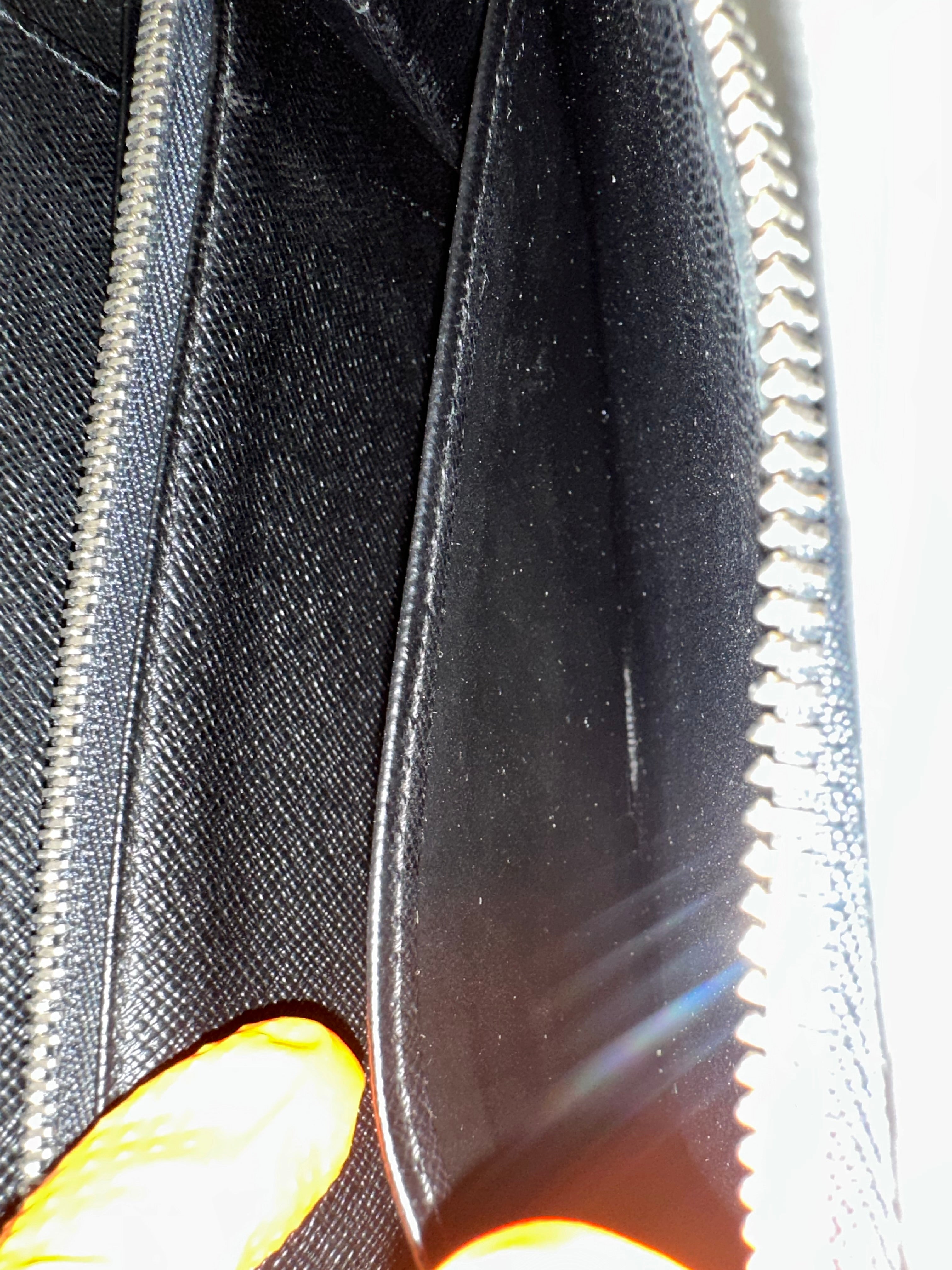 Louis Vuitton Zippy Graphite