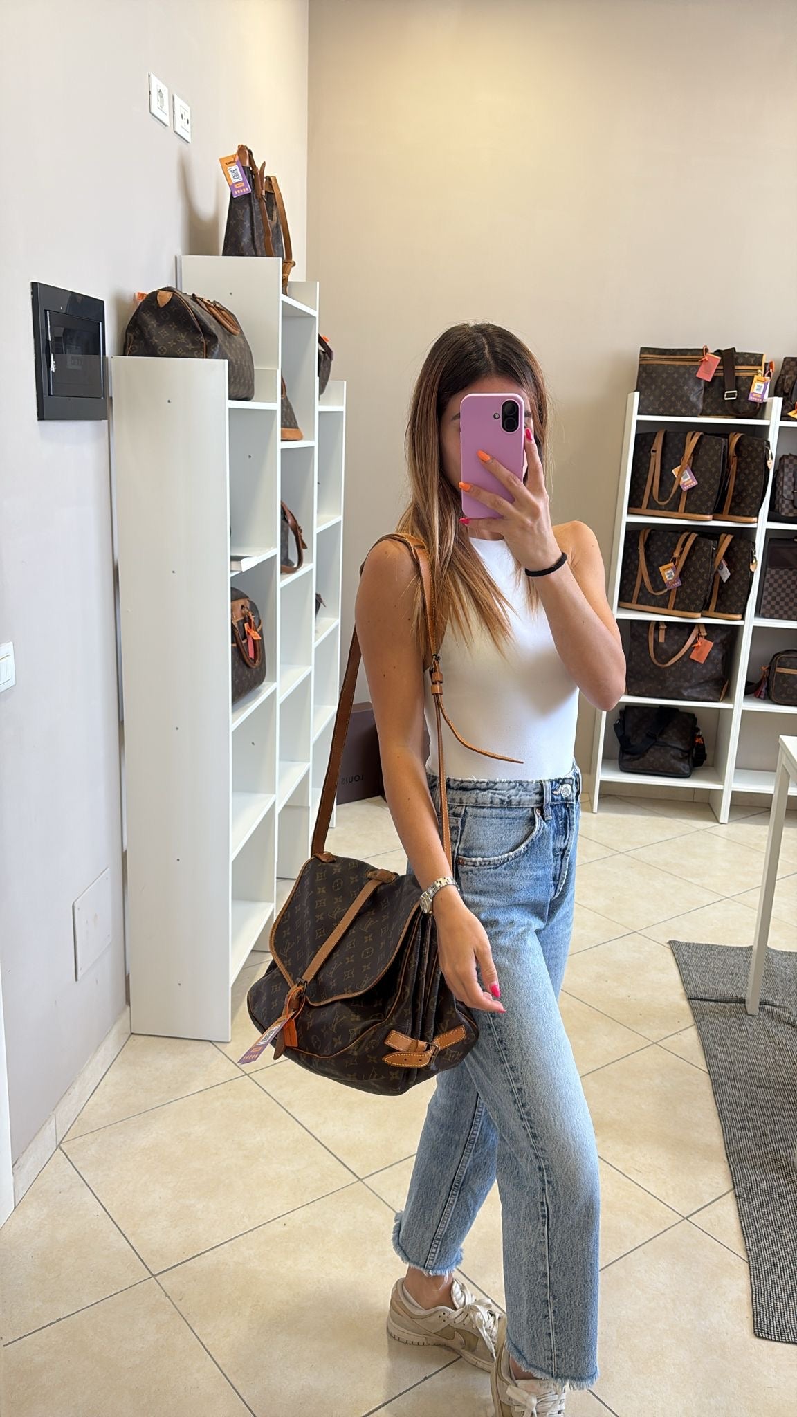 Louis Vuitton Saumur 35