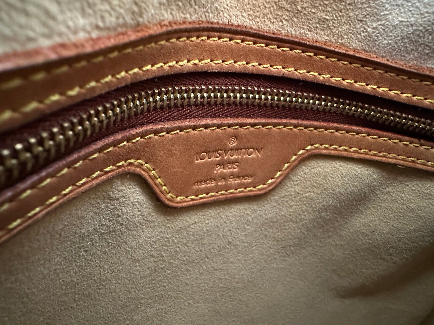 Louis Vuitton Looping GM