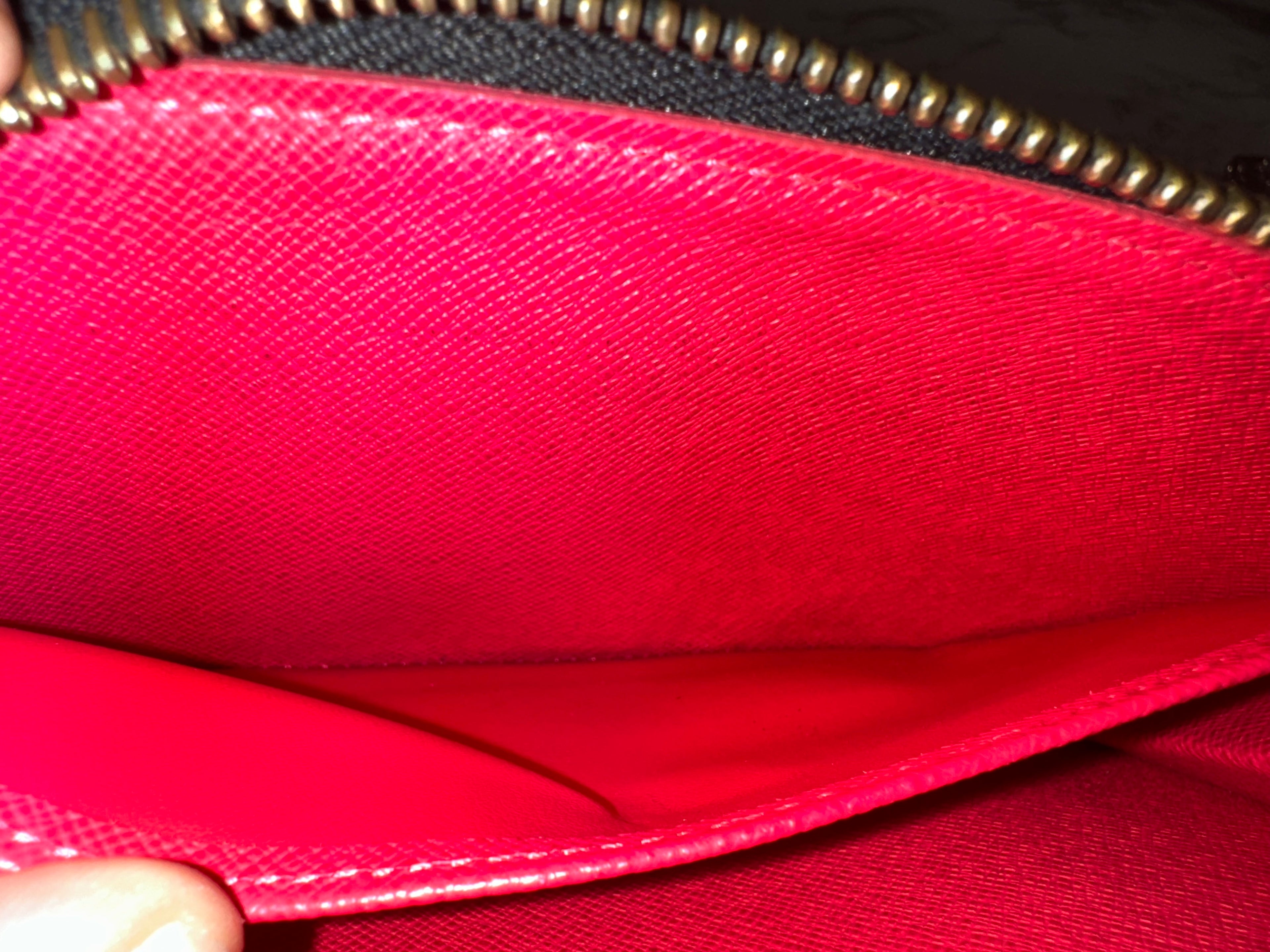 Louis Vuitton Wallet Zippy Multicolor Black