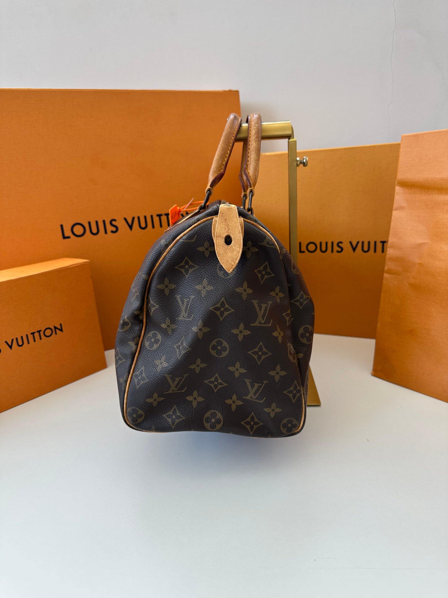 Louis Vuitton Speedy 35