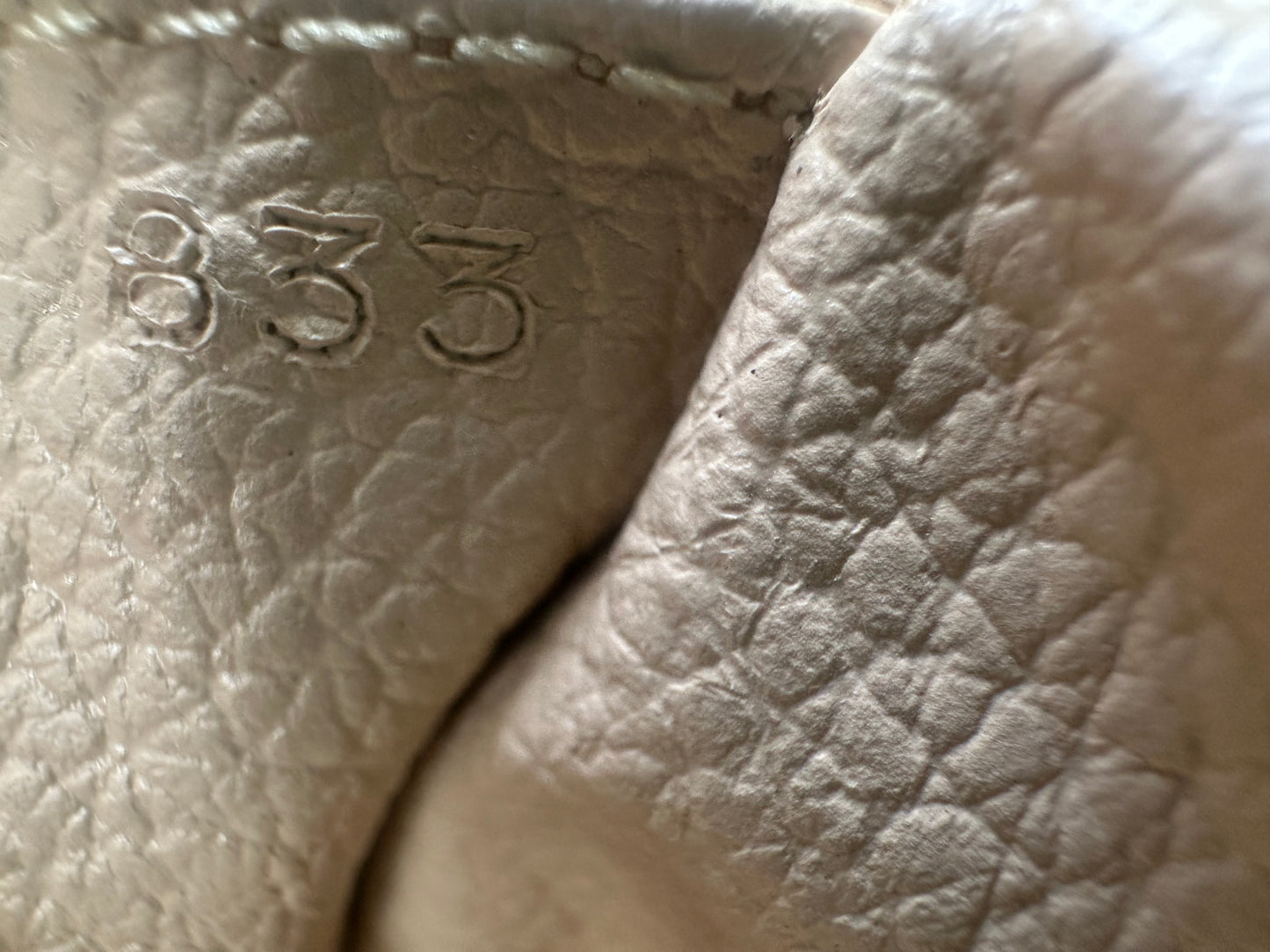 Louis Vuitton Trousse Toilette 28