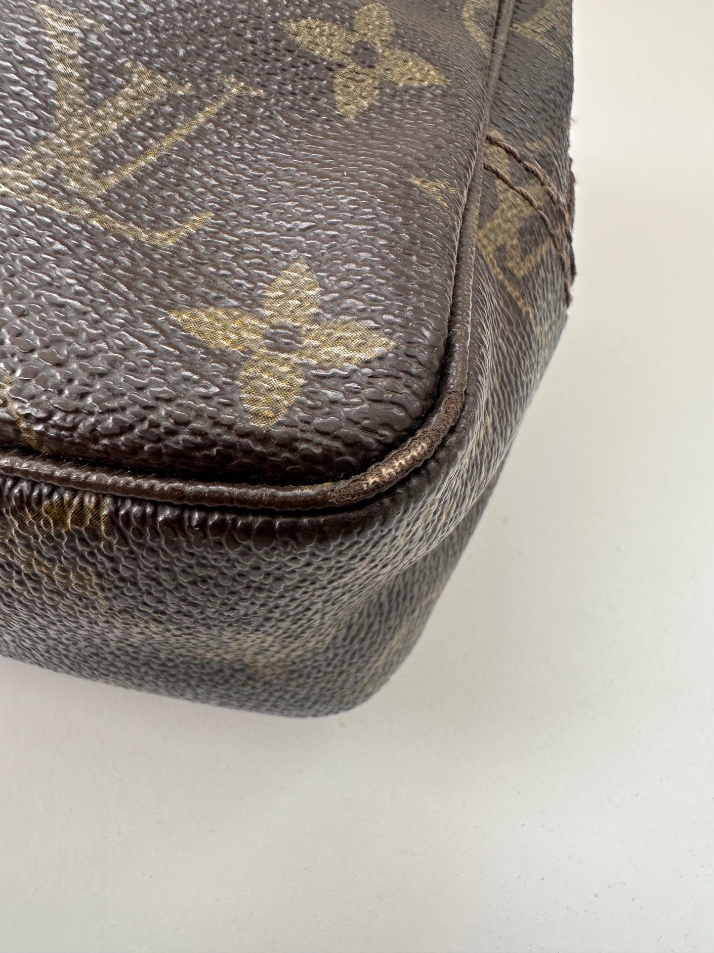 Louis Vuitton Toilette 23