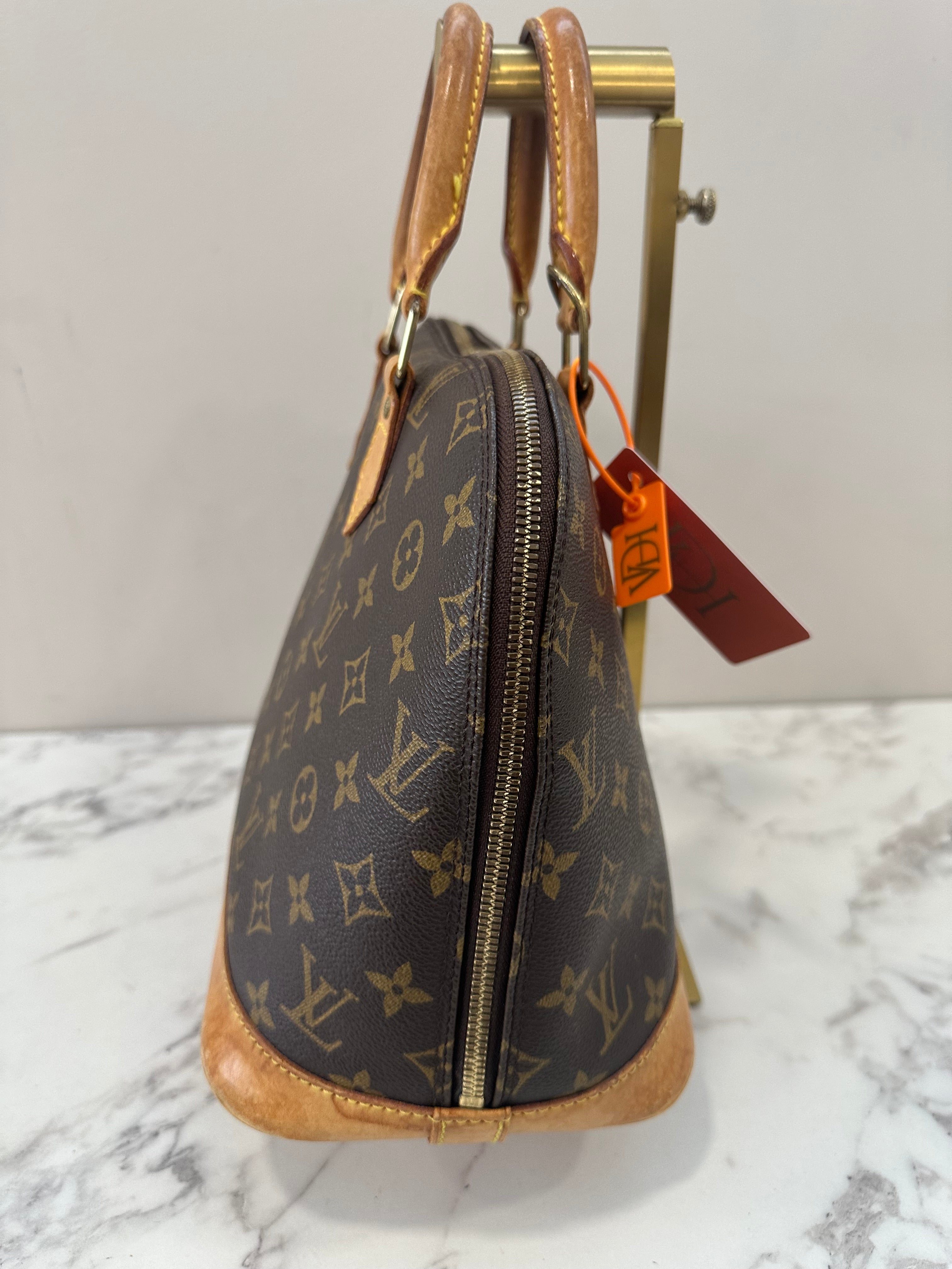 Louis Vuitton Alma