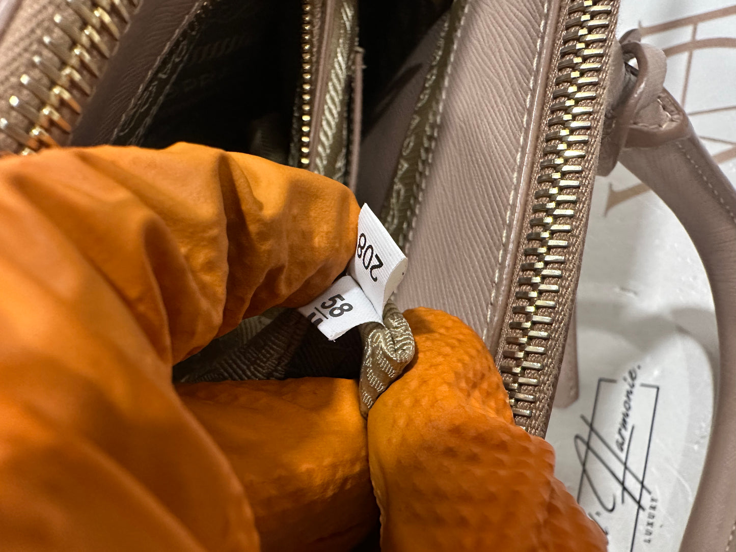 382988 - Prada Galleria