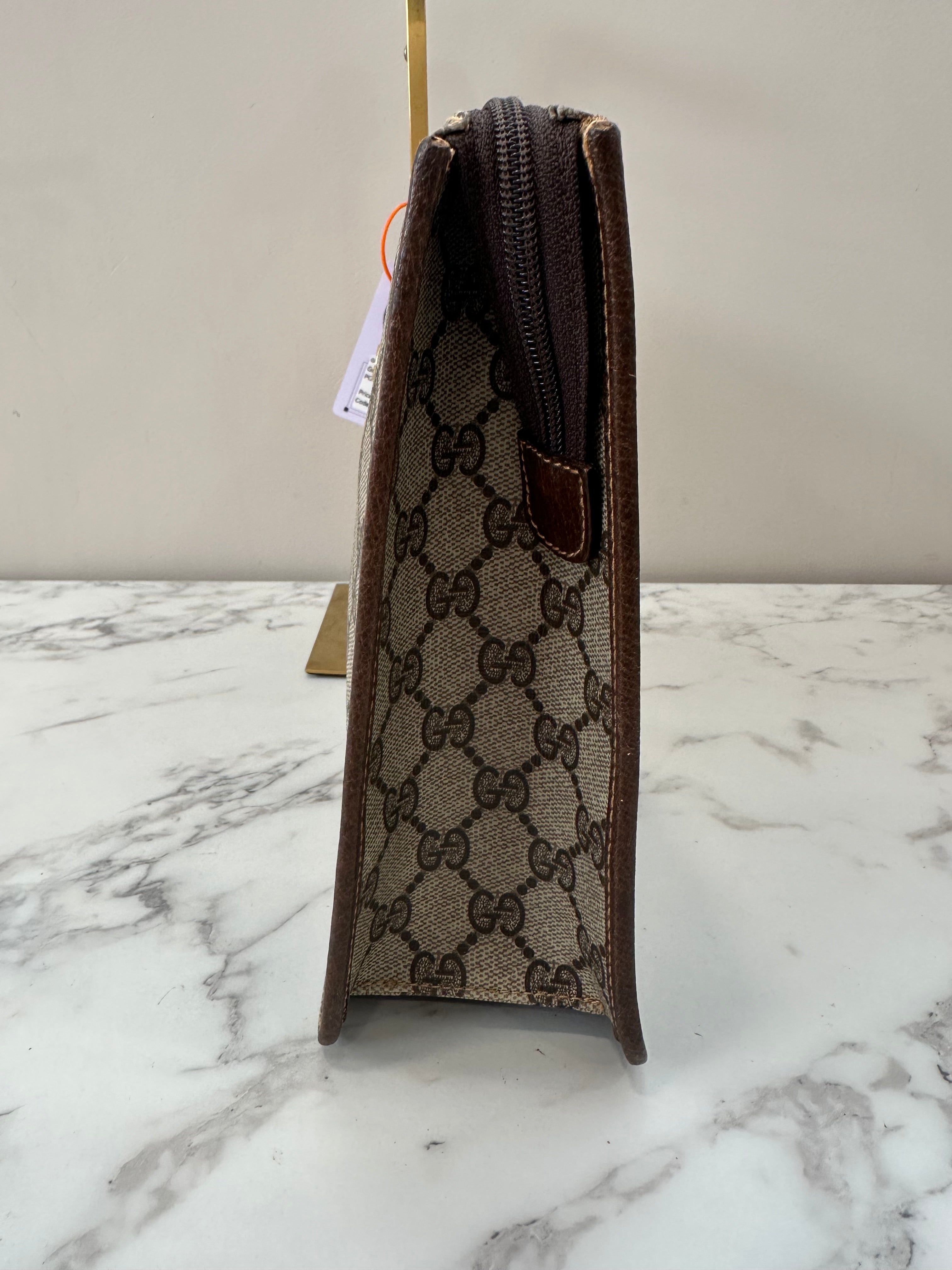 Gucci Pochette GG Supreme