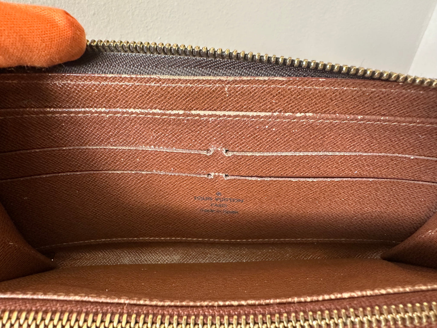 Louis Vuitton Zippy