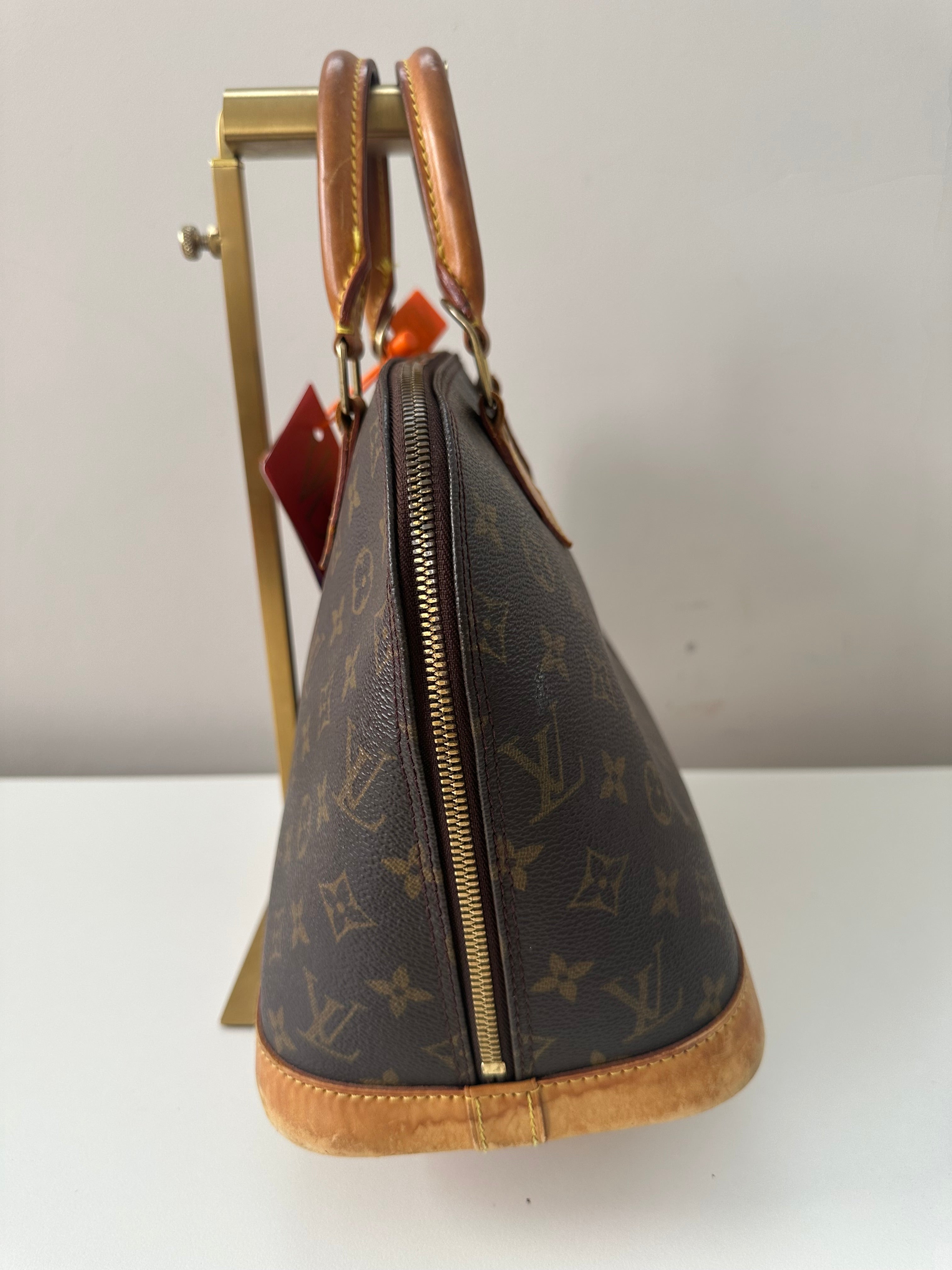 Louis Vuitton Alma