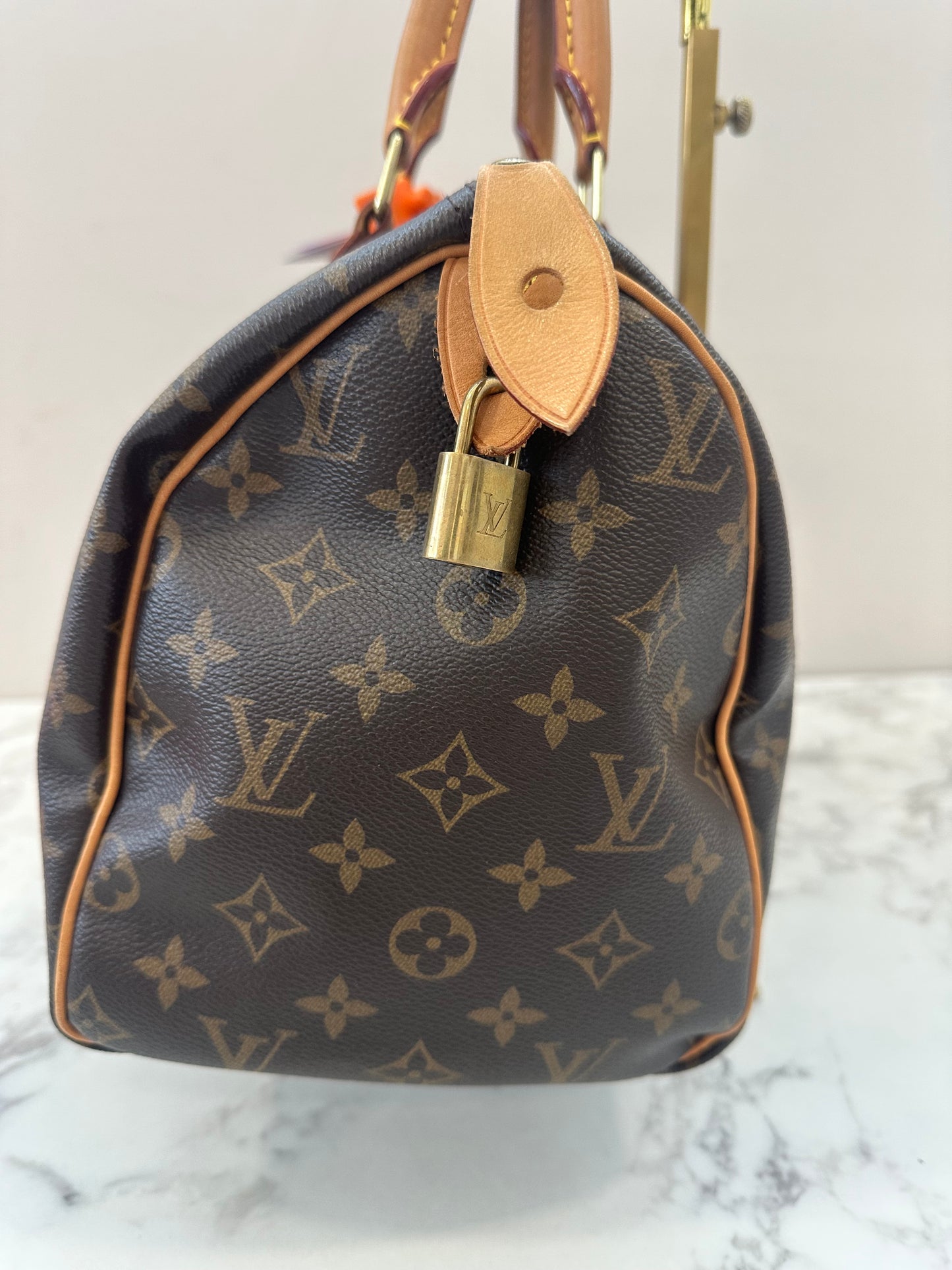 Louis Vuitton Speedy 30