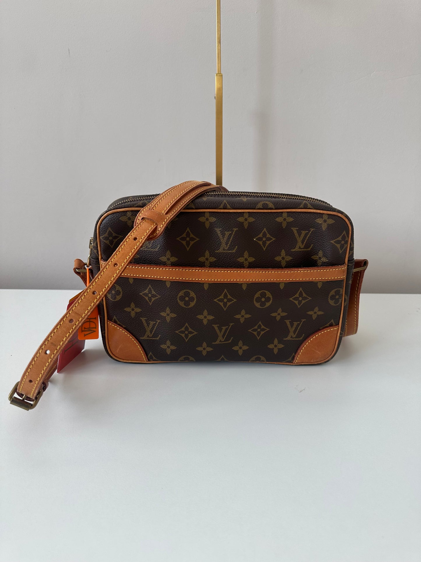 Louis Vuitton Trocadero 27