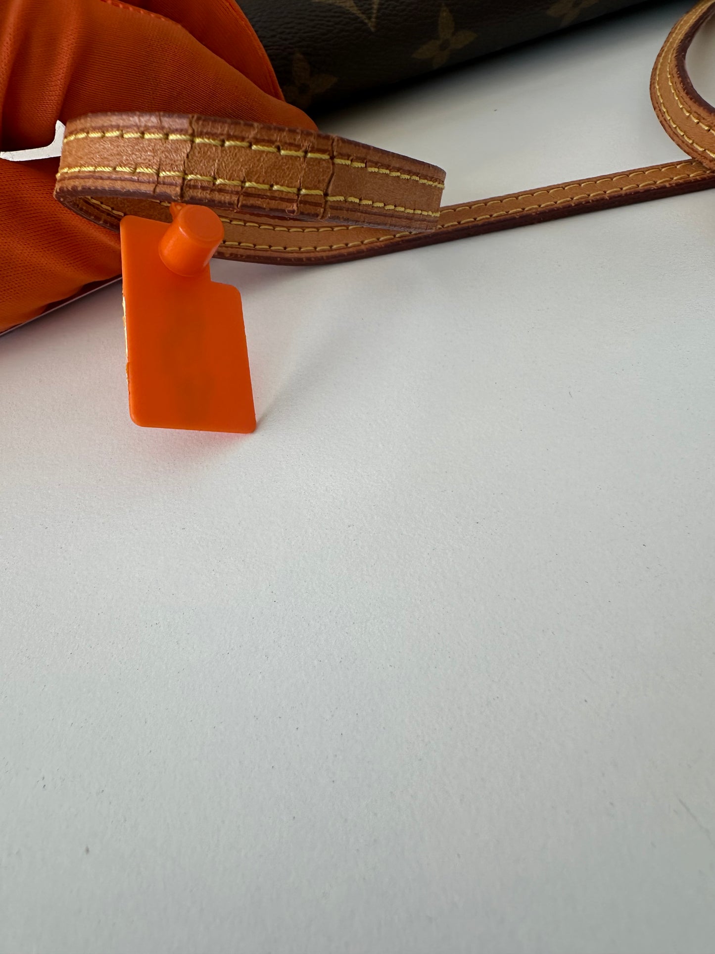 Louis Vuitton Pochette Twin GM