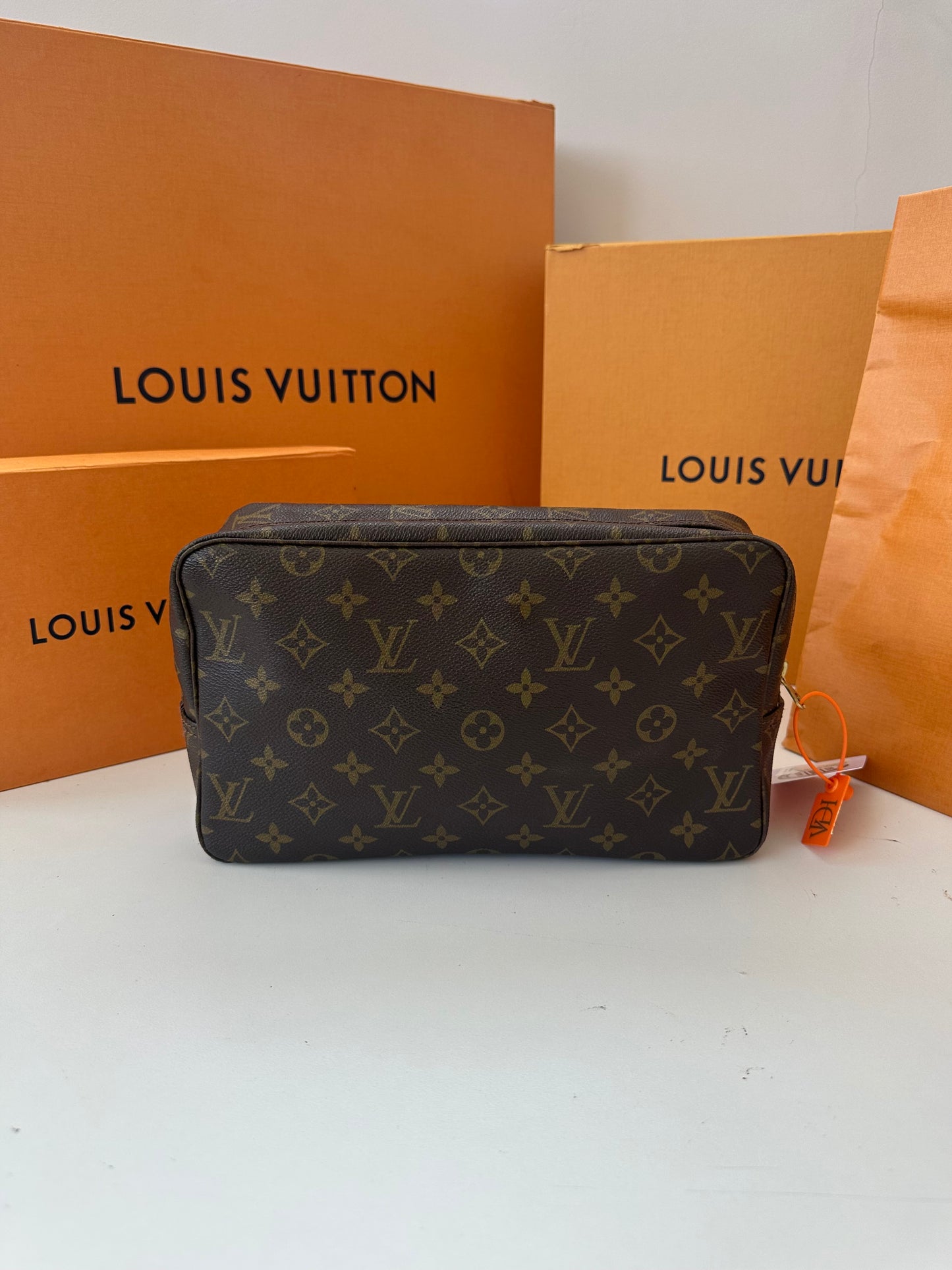 Louis Vuitton Trousse 28