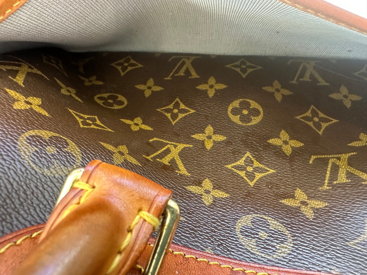 Louis Vuitton Trouville