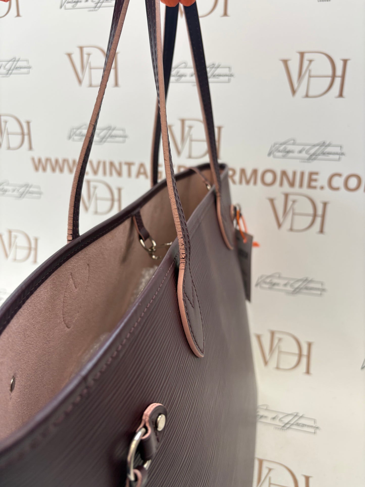 018040 - Louis Vuitton Epi Neverfull MM