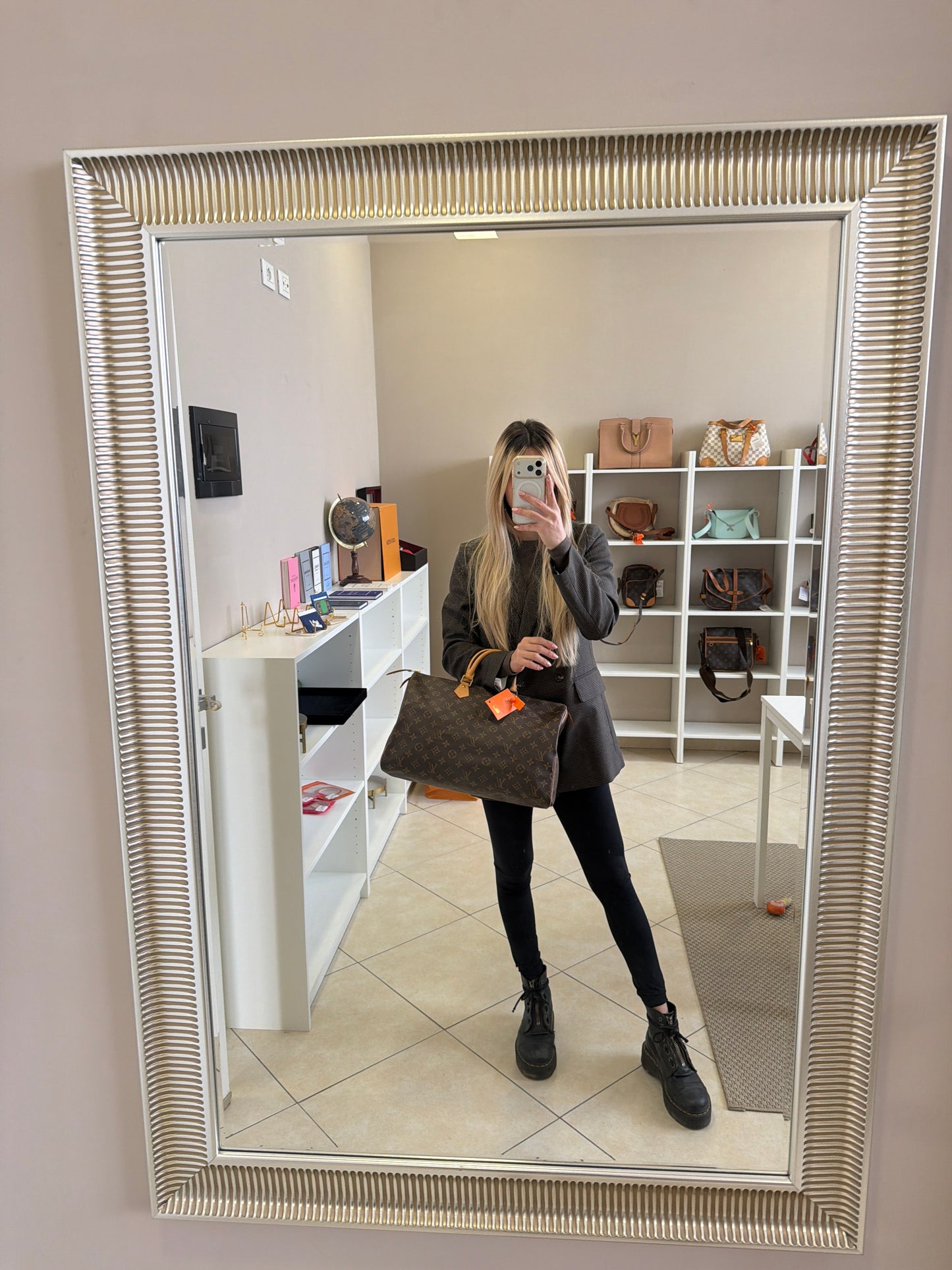 017920 - Louis Vuitton Speedy 40